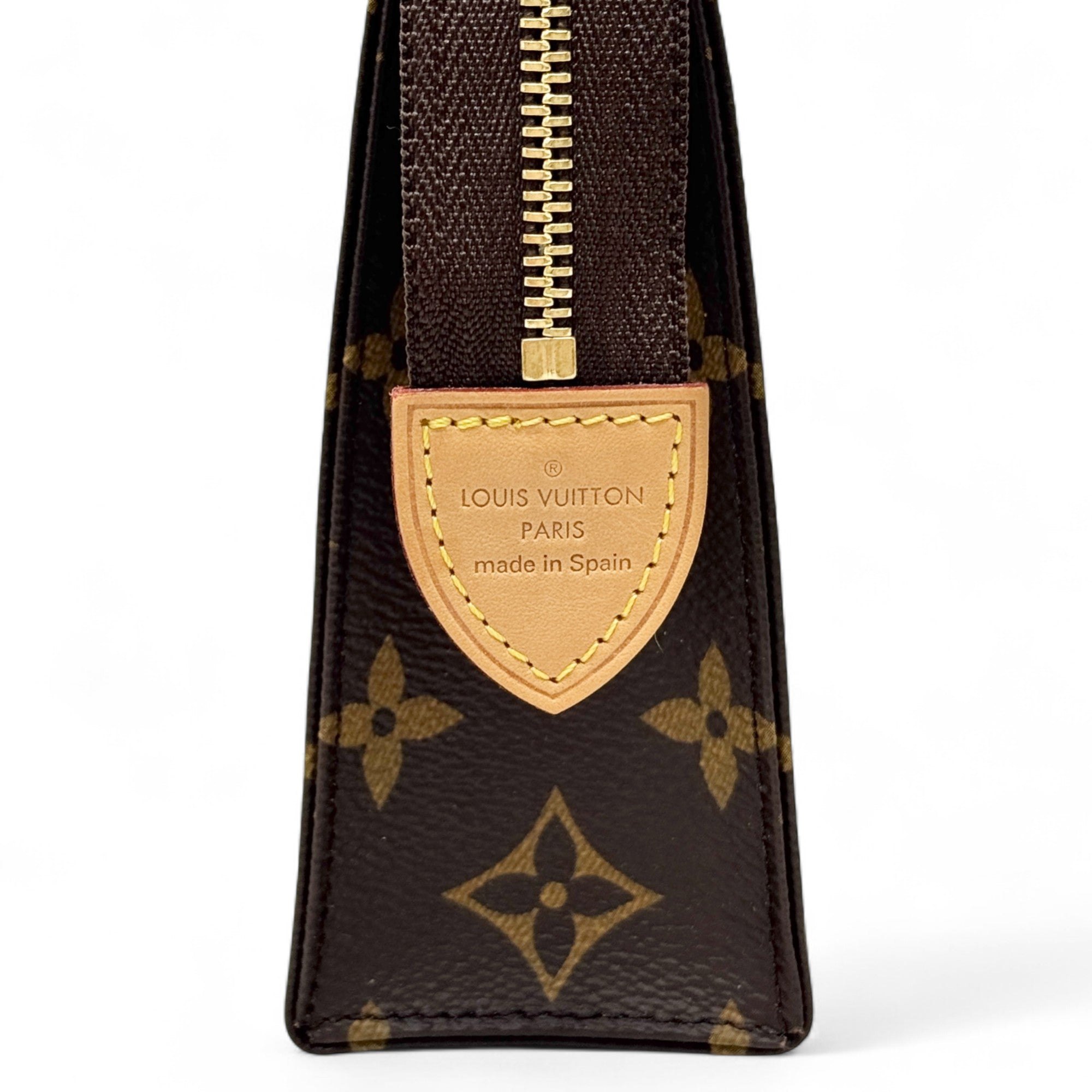 Louis Vuitton Monogram Toiletry 19