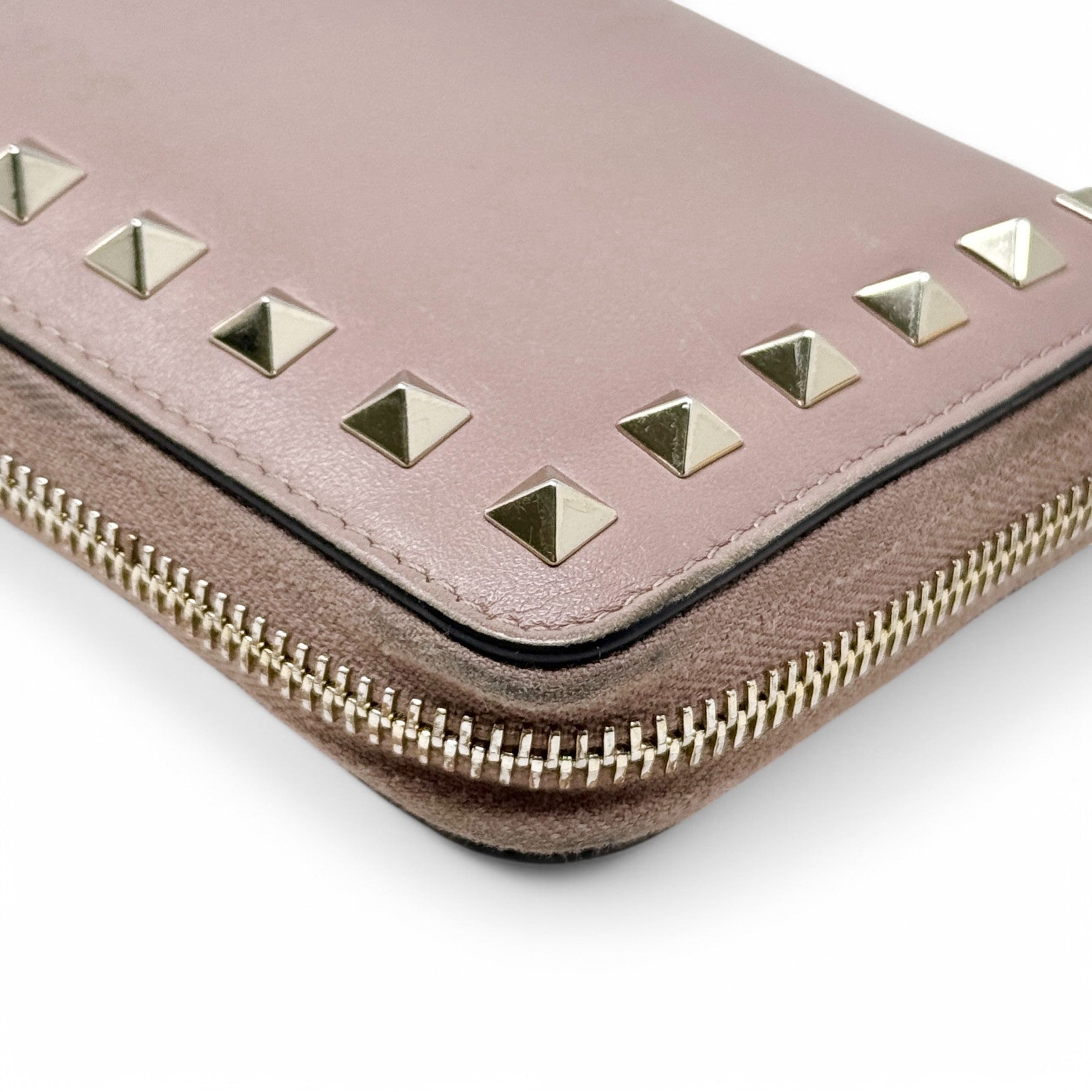 Valentino Nude Rockstud Zip Wallet