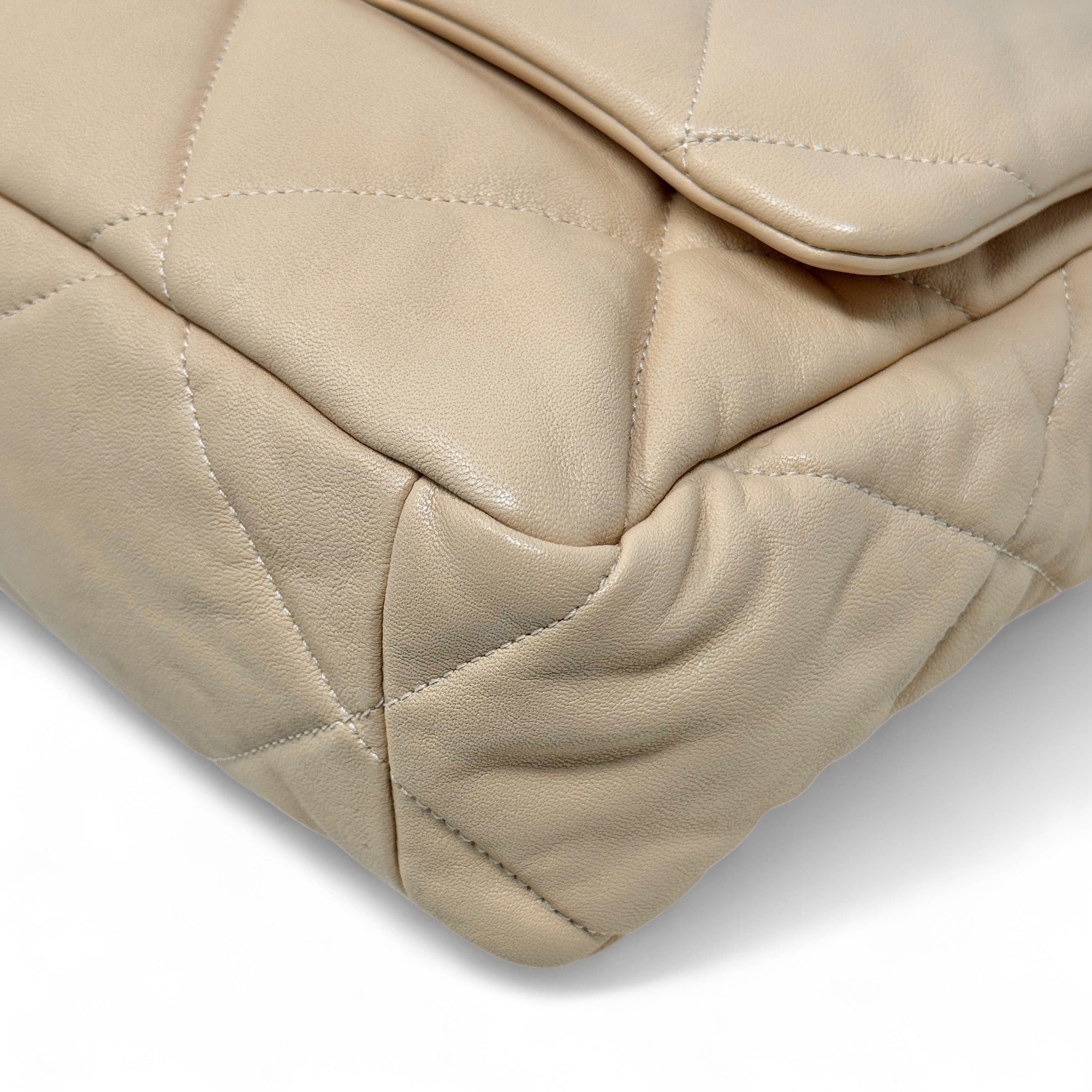 Chanel 19 Beige Medium Flap