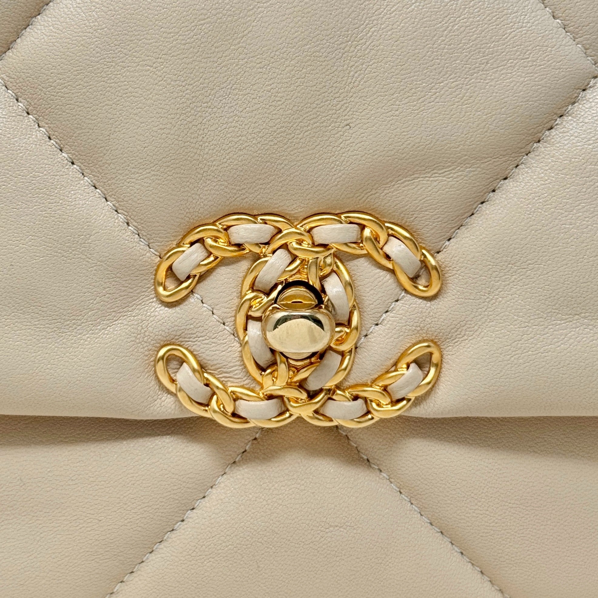 Chanel 19 Beige Medium Flap