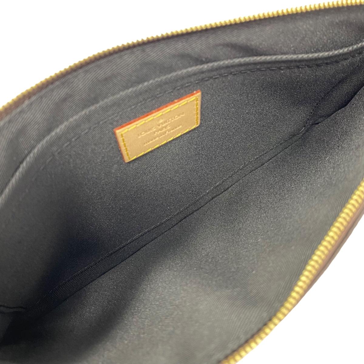 Louis Vuitton Monogram Carry It Tote