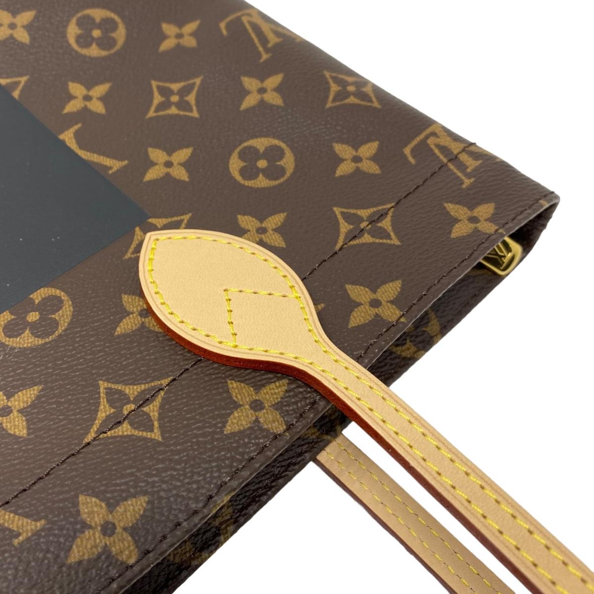 Louis Vuitton Monogram Carry It Tote