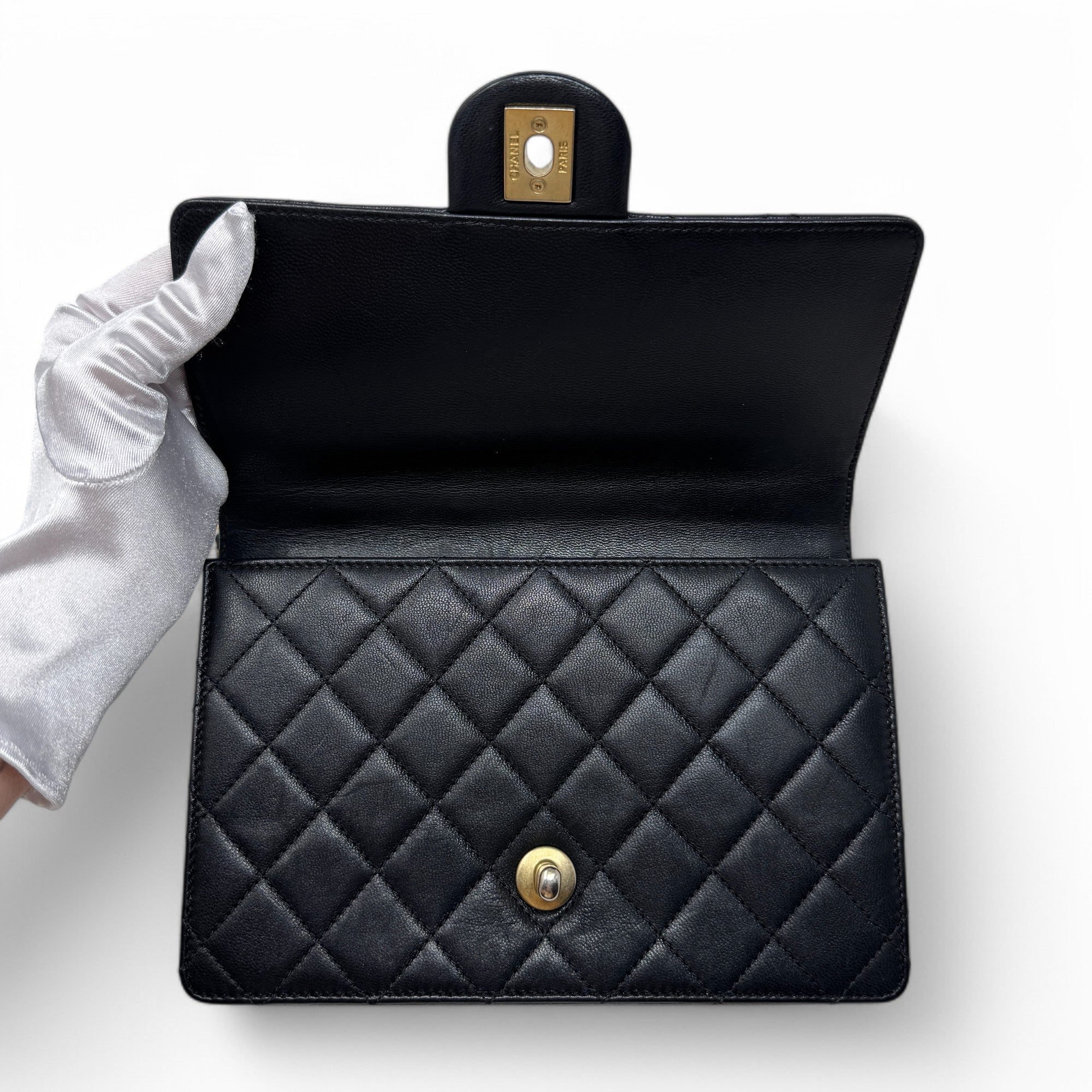 Chanel Black Small Chic Pearl Flap