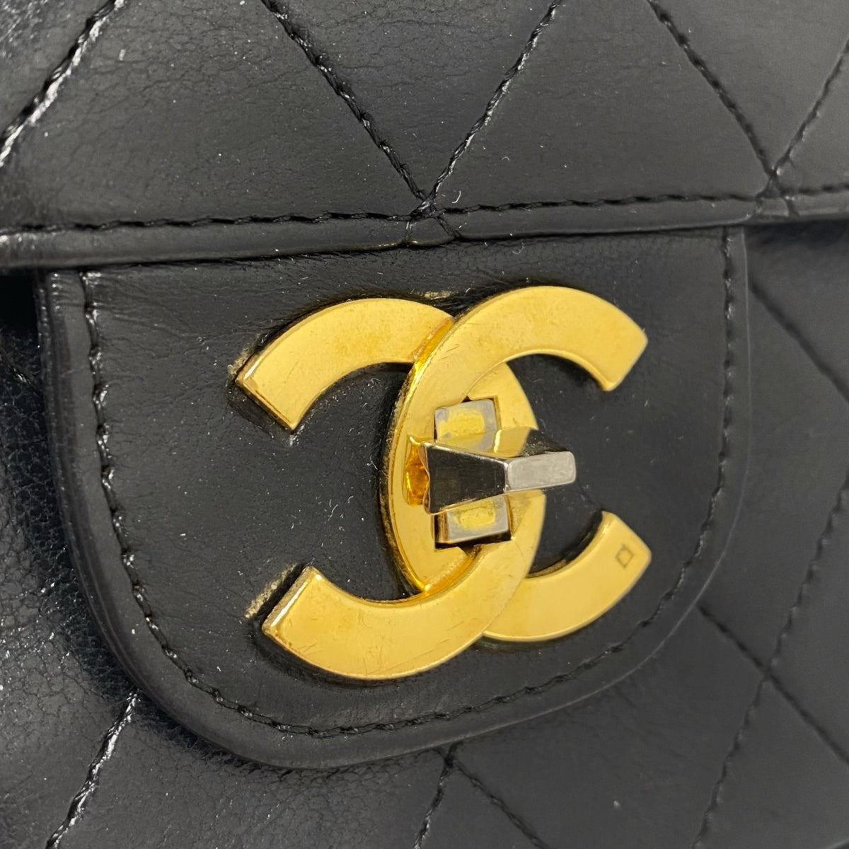 Chanel Black Vintage Medium Flap
