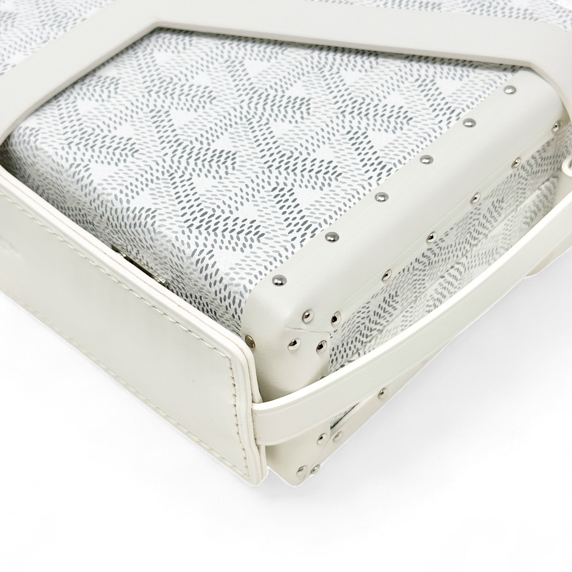 Goyard White Minaudière Trunk Bag