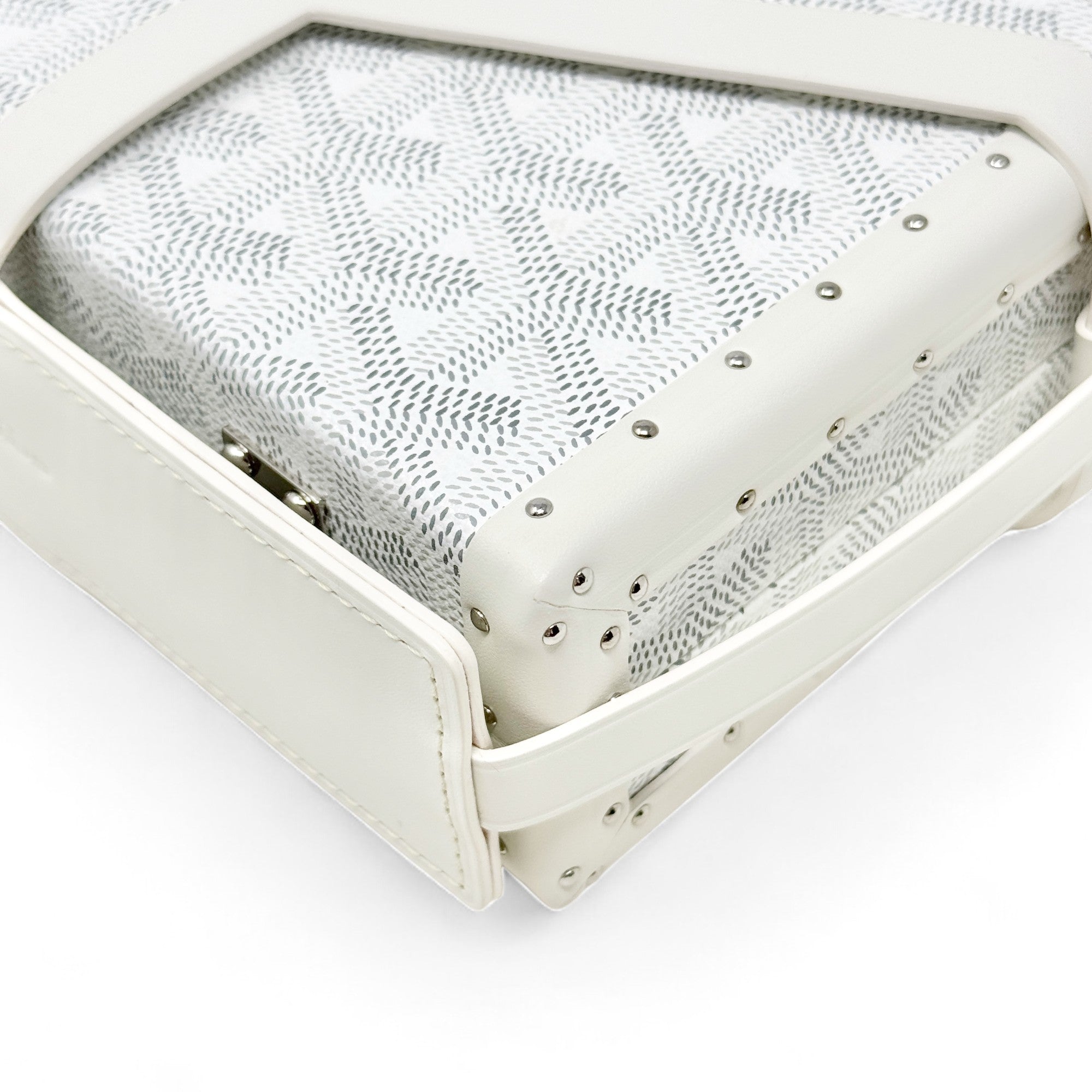 Goyard White Minaudière Trunk Bag