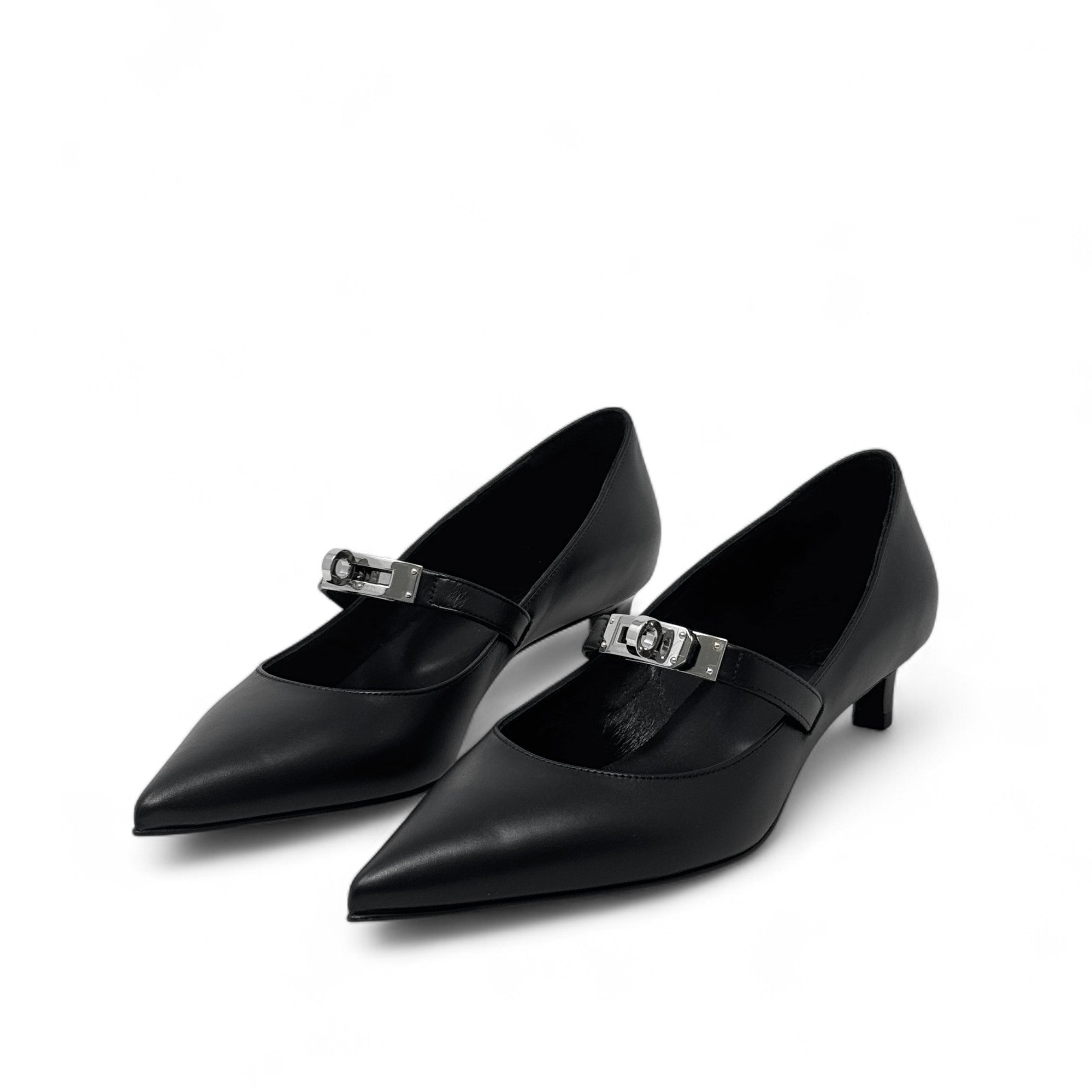 Hermes Noir Kiara Pumps 36