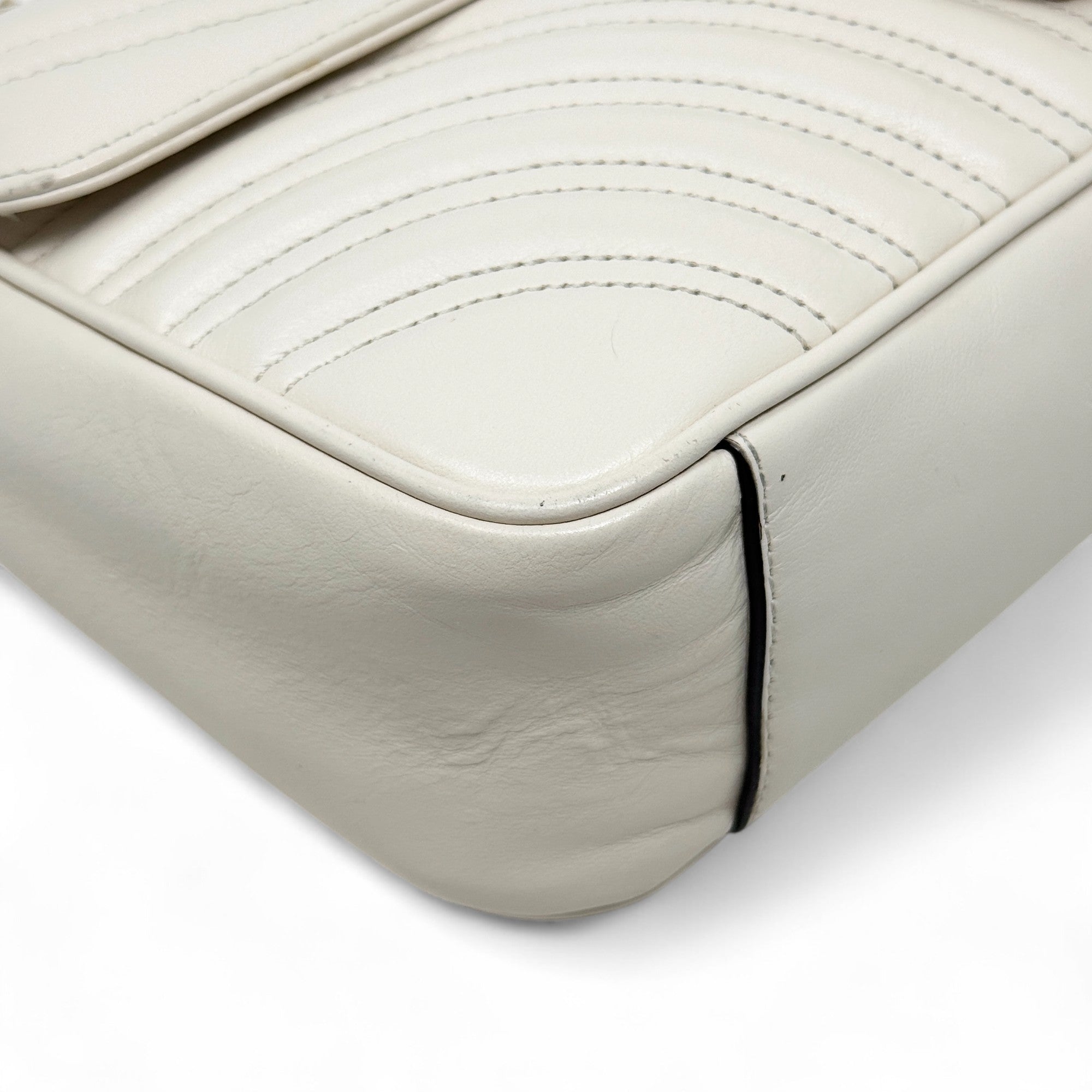 Gucci White Small GG Marmont Shoulder Bag