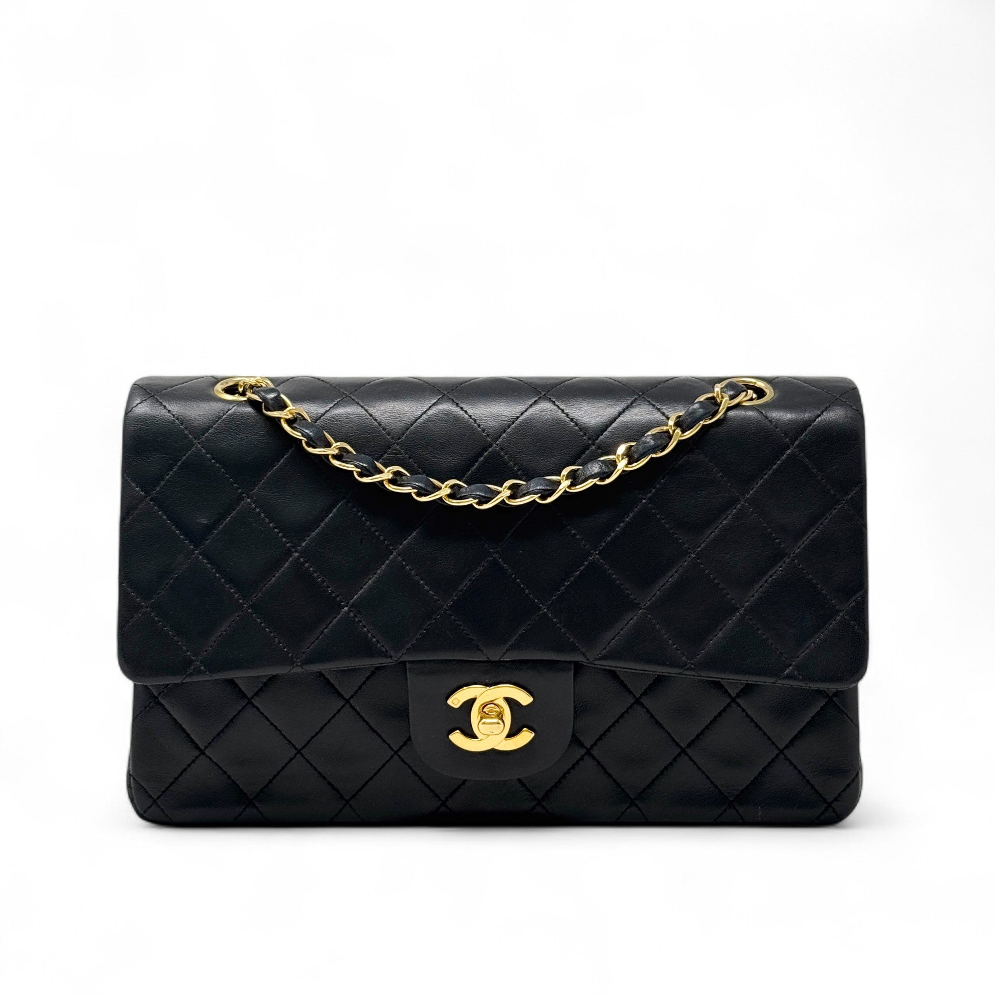 Chanel Black Medium Vintage Classic Flap