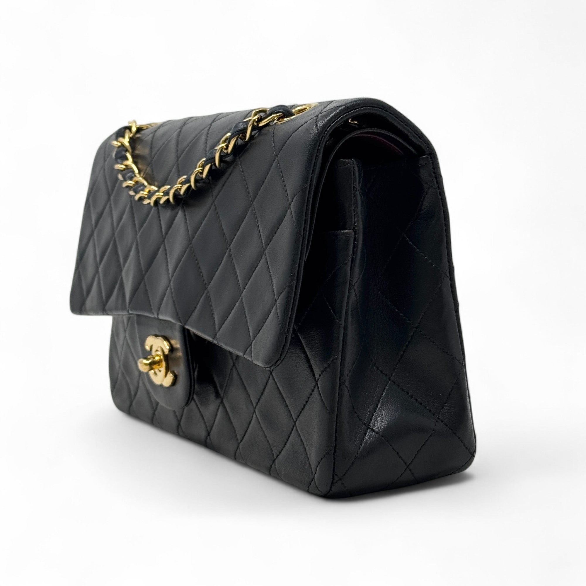 Chanel Black Medium Vintage Classic Flap