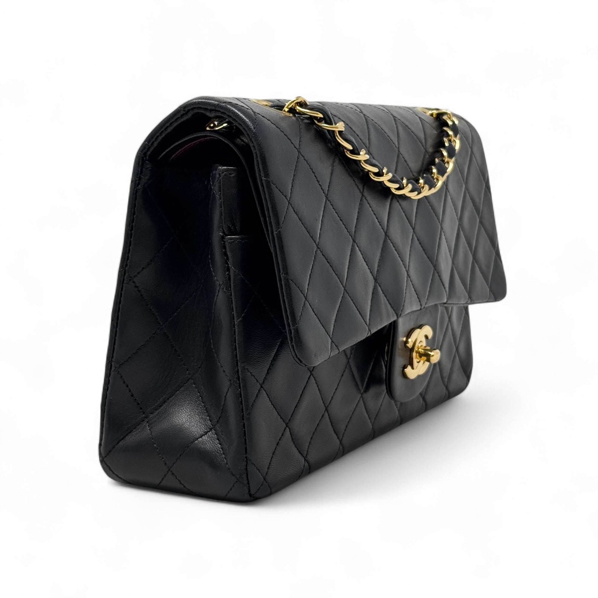 Chanel Black Medium Vintage Classic Flap