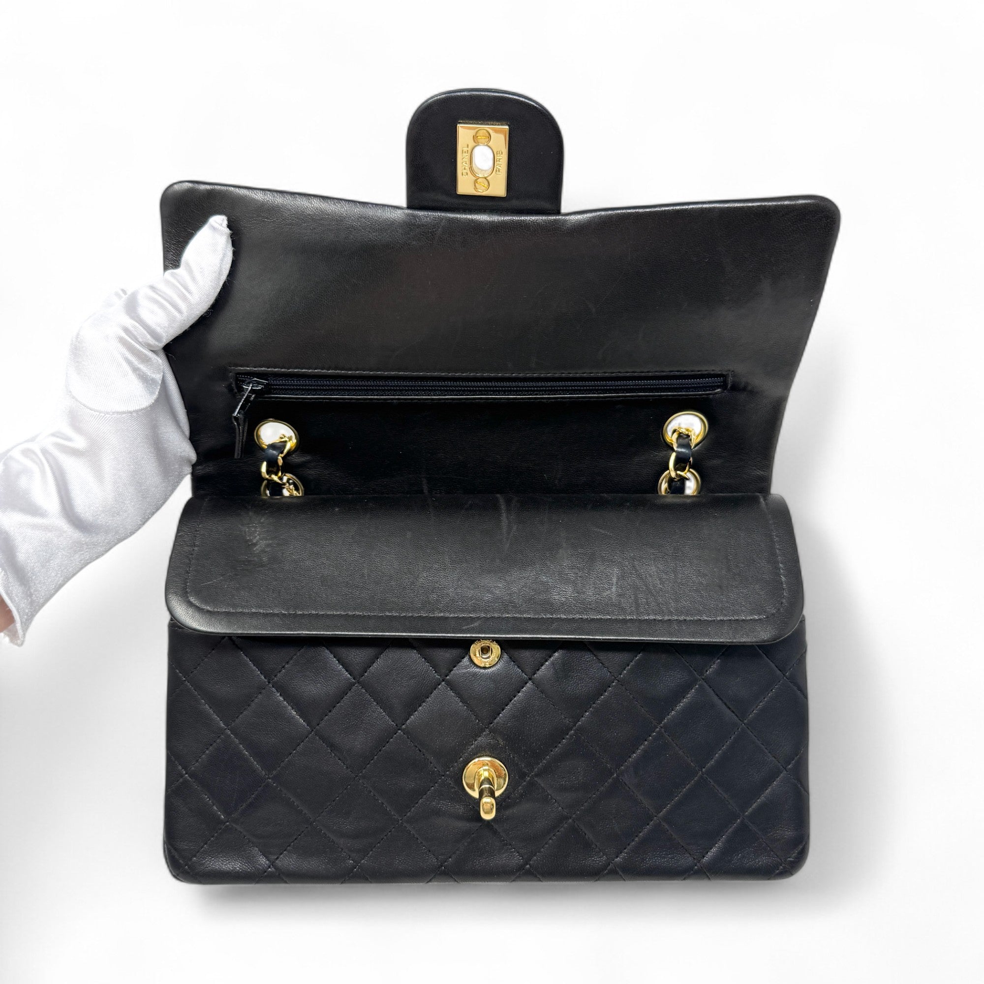 Chanel Black Medium Vintage Classic Flap