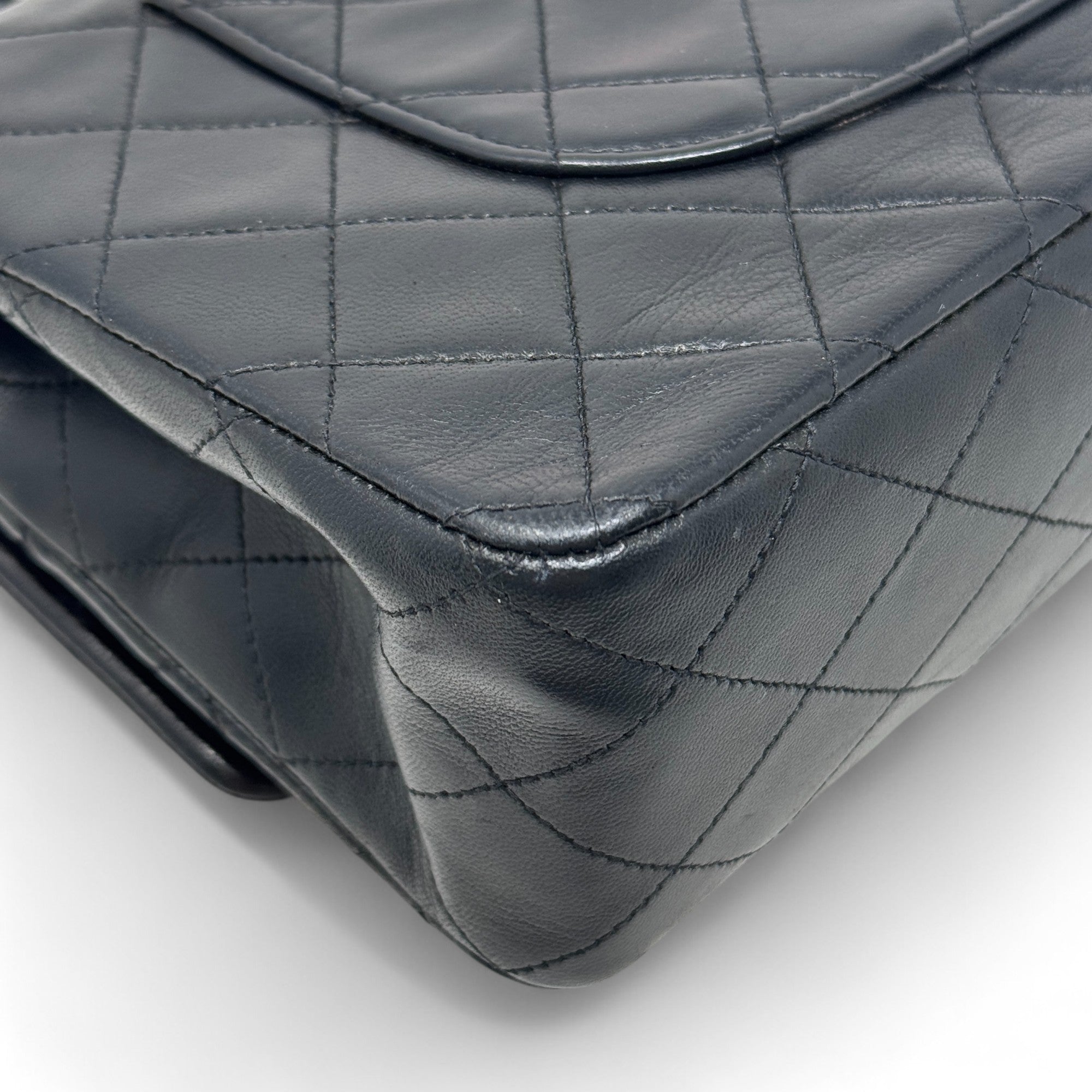 Chanel Black Medium Vintage Classic Flap