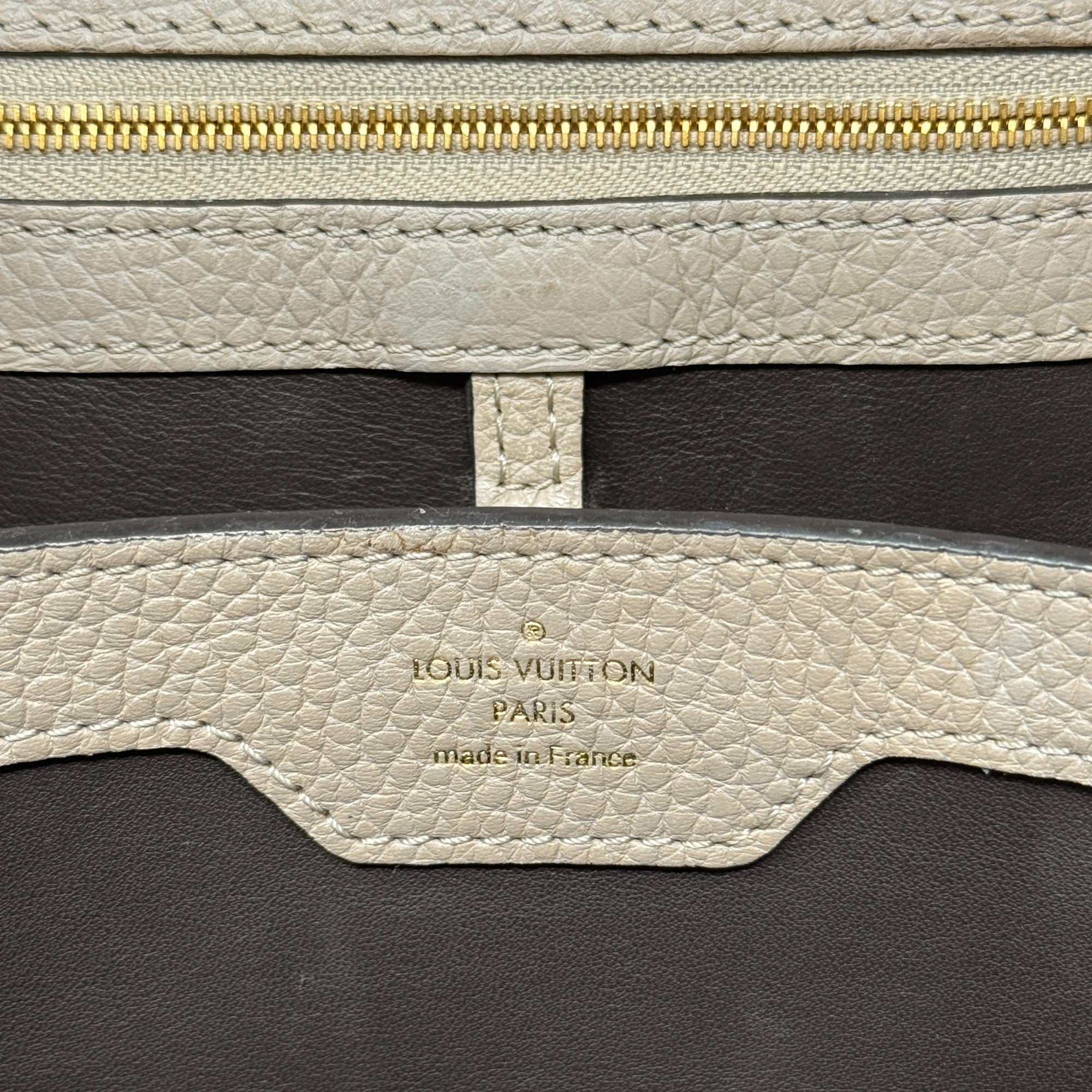Louis Vuitton Galet Capucines MM