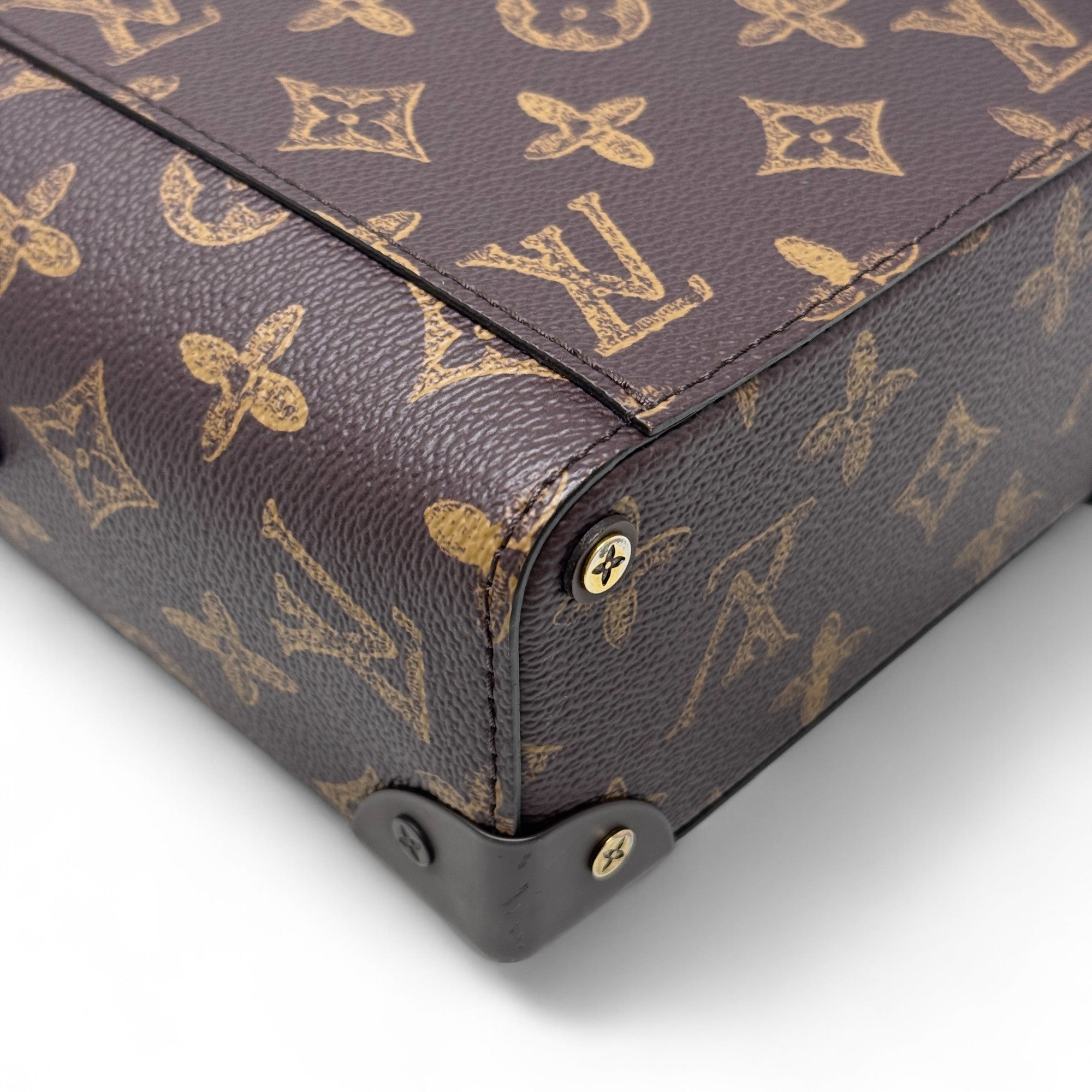 Louis Vuitton Monogram N°7 Vertical Trunk