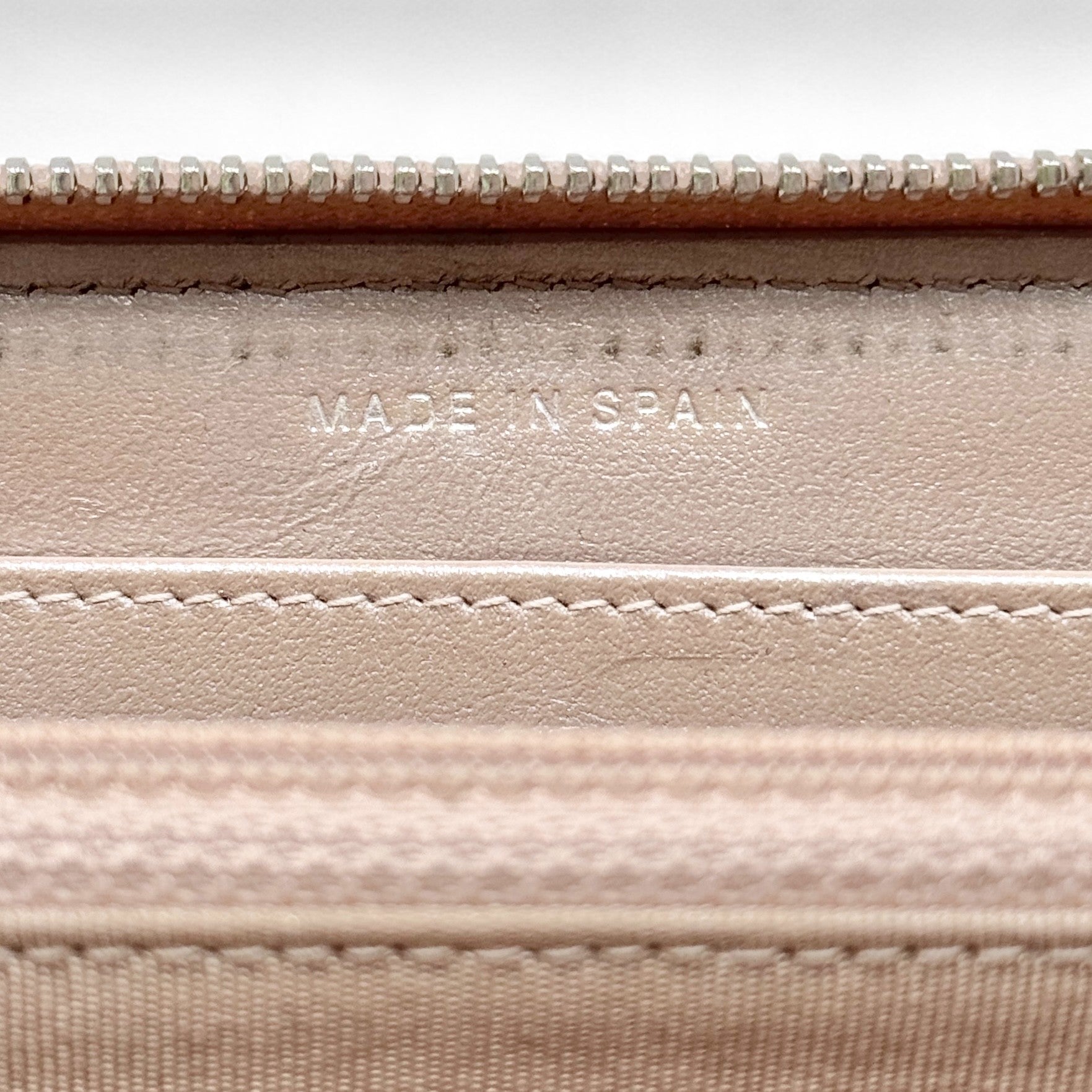 Chanel 17B Rose Gold Chevron Zip Wallet