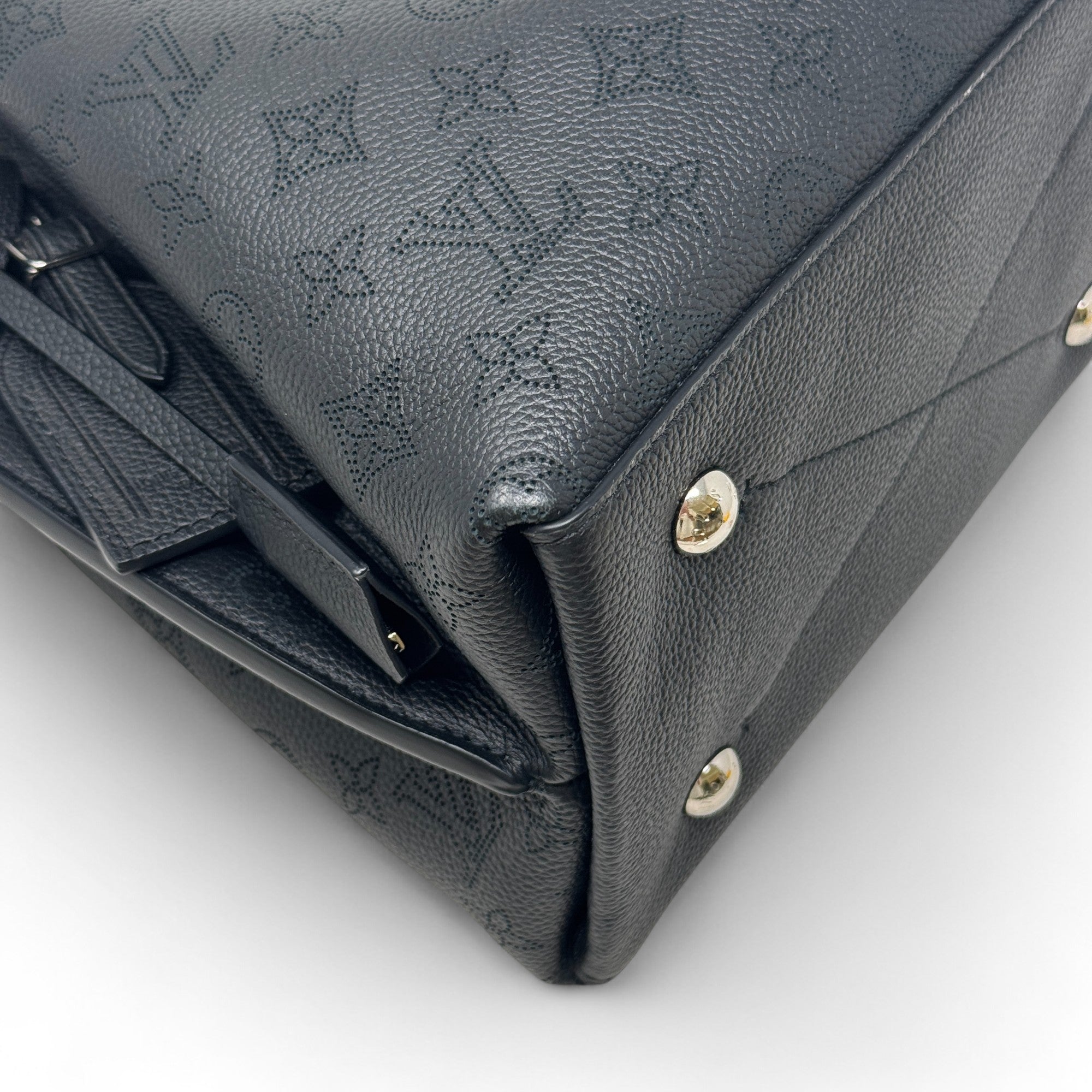 Louis Vuitton Black Mahina Muria