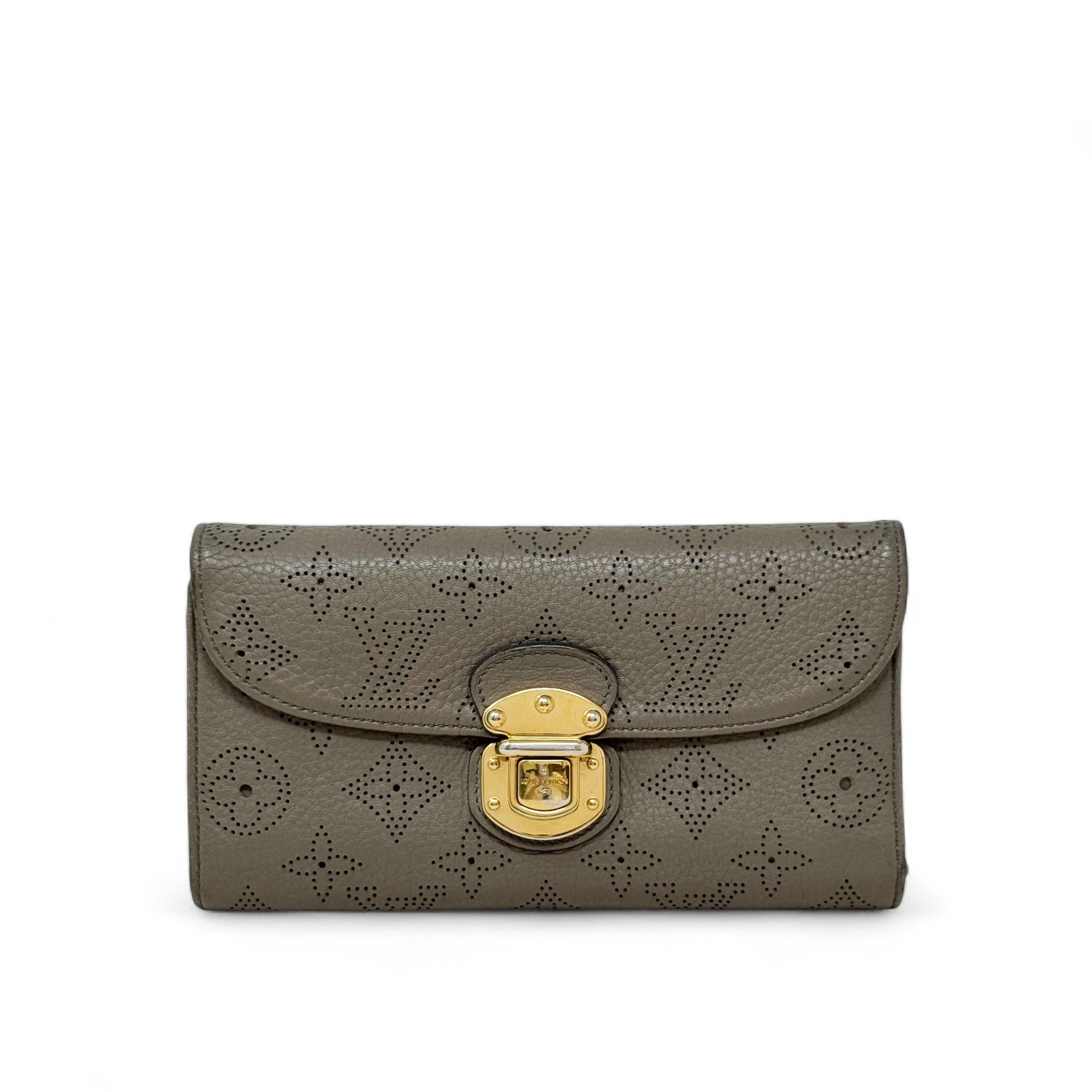 Louis Vuitton Grey Mahina Amelia Wallet