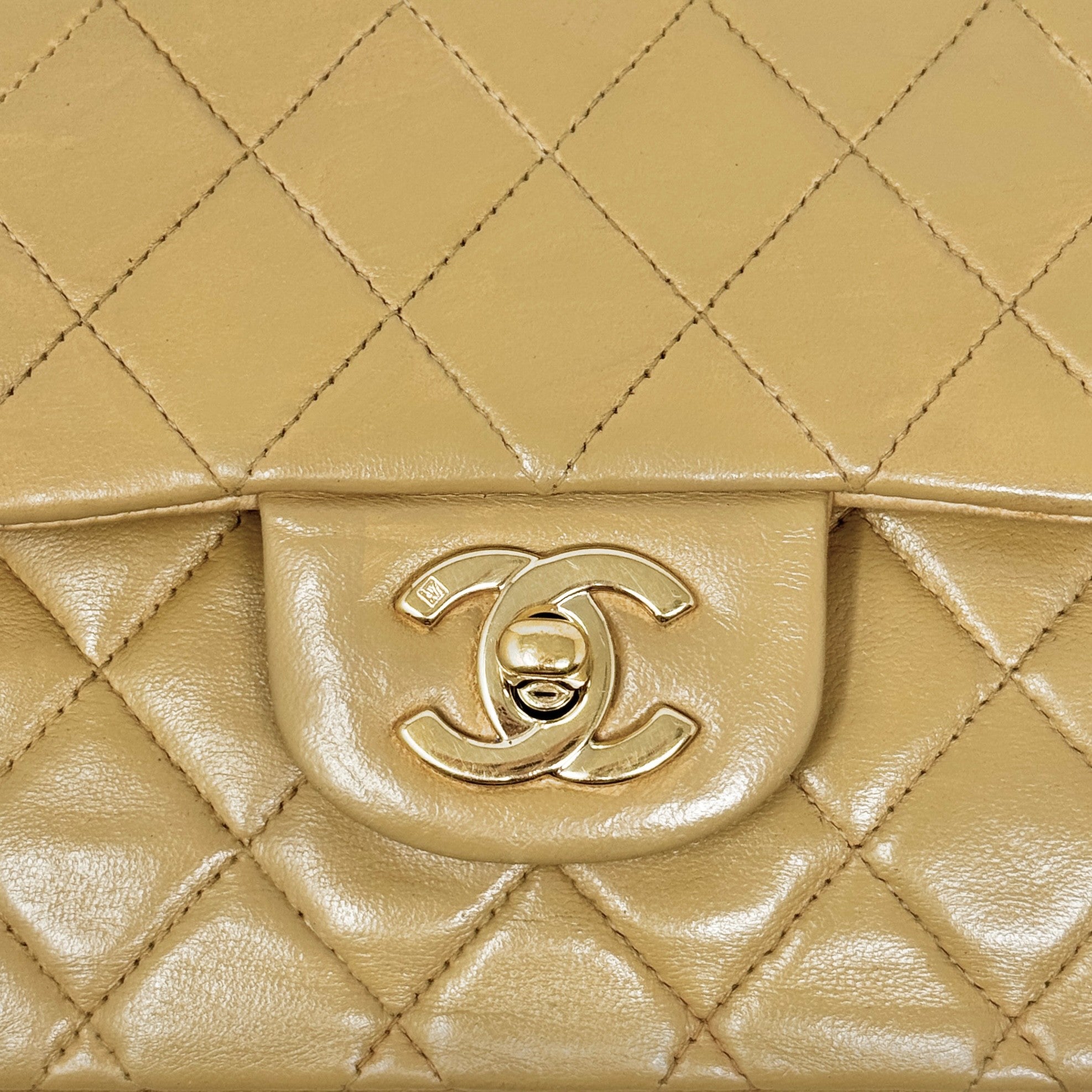 Chanel Beige Medium Vintage Classic Flap