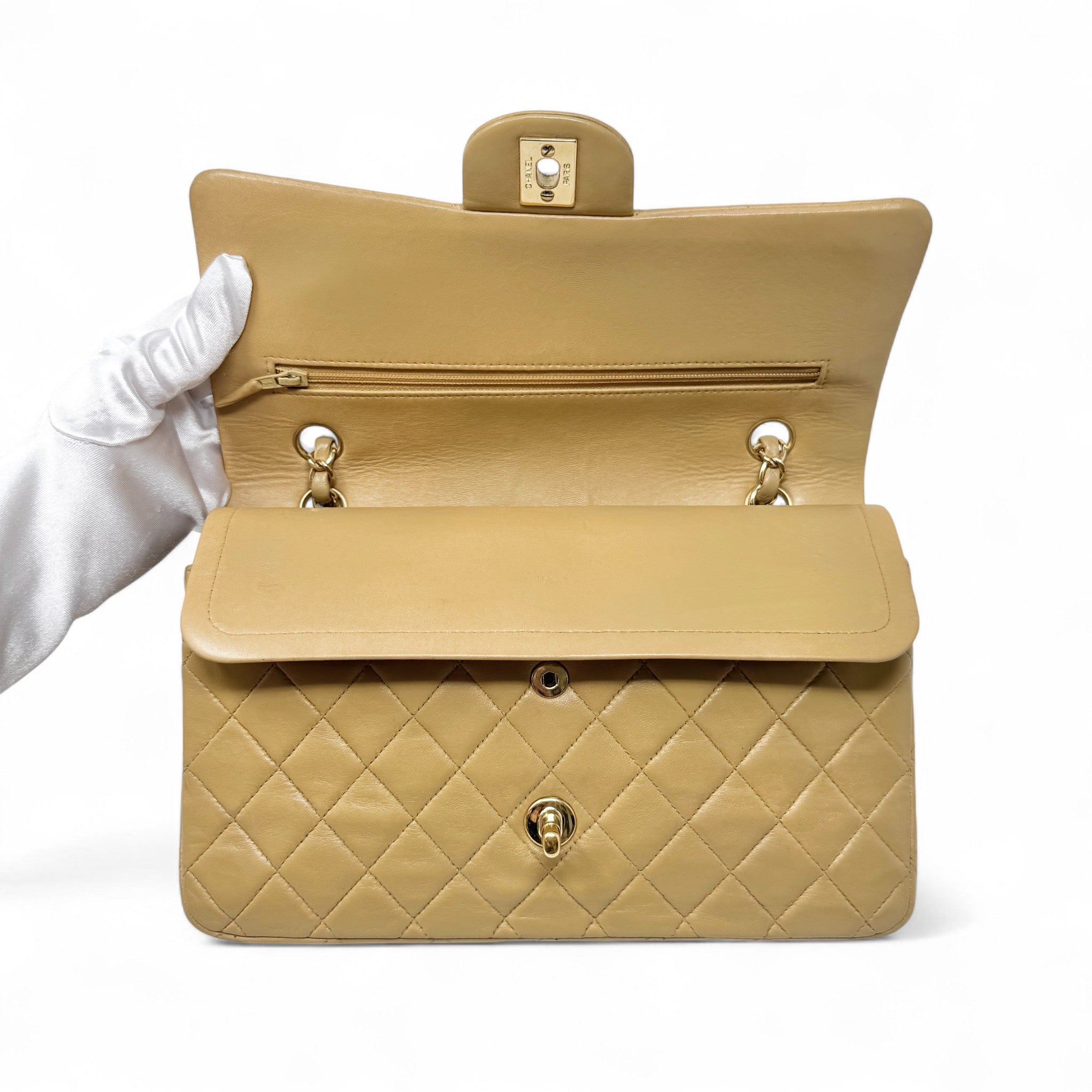Chanel Beige Medium Vintage Classic Flap
