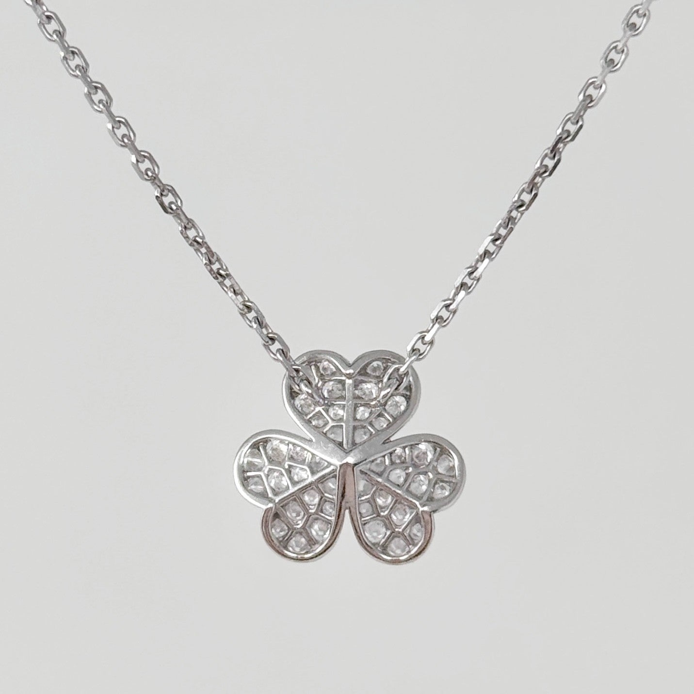 Van Cleef & Arpels Diamond Small Frivole Pendant