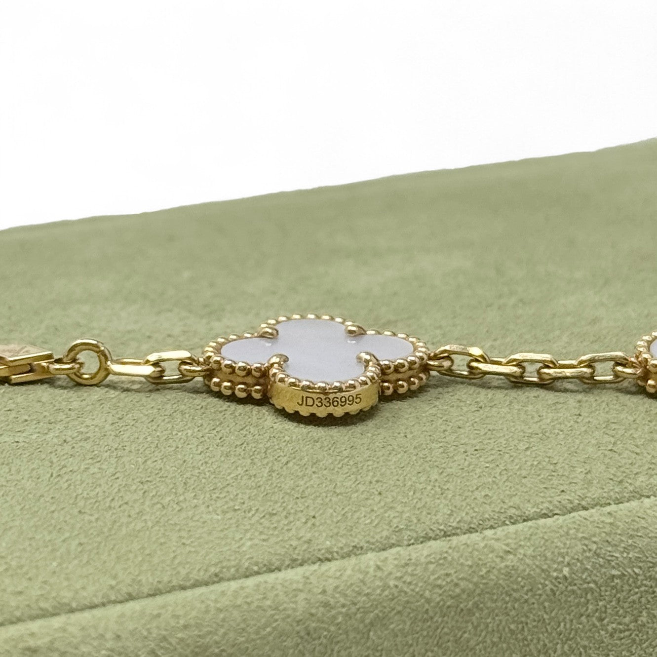Van Cleef & Arpels White 5 Motifs MOP Vintage Alphambra Bracelet