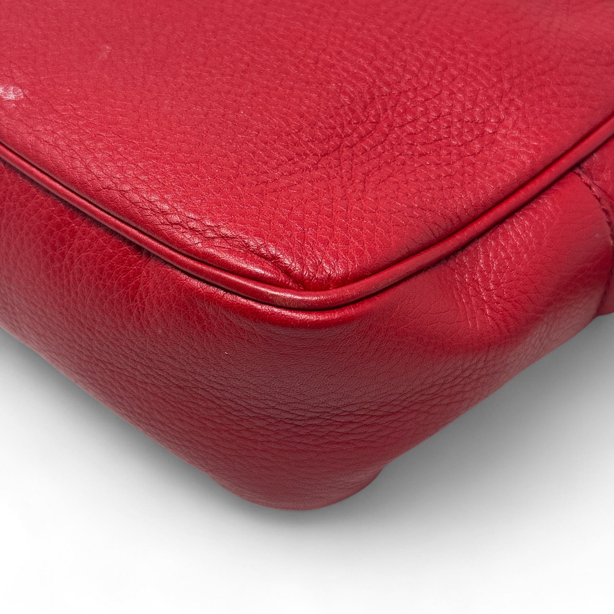 Gucci Red Soho Disco Camera Bag