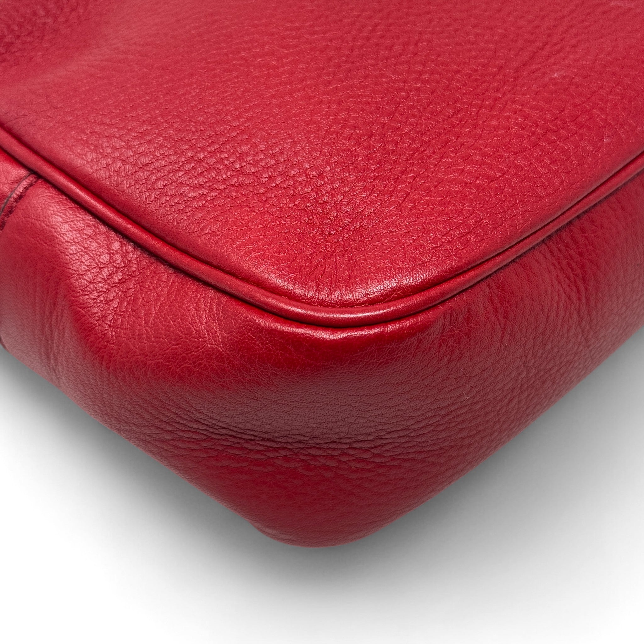 Gucci Red Soho Disco Camera Bag