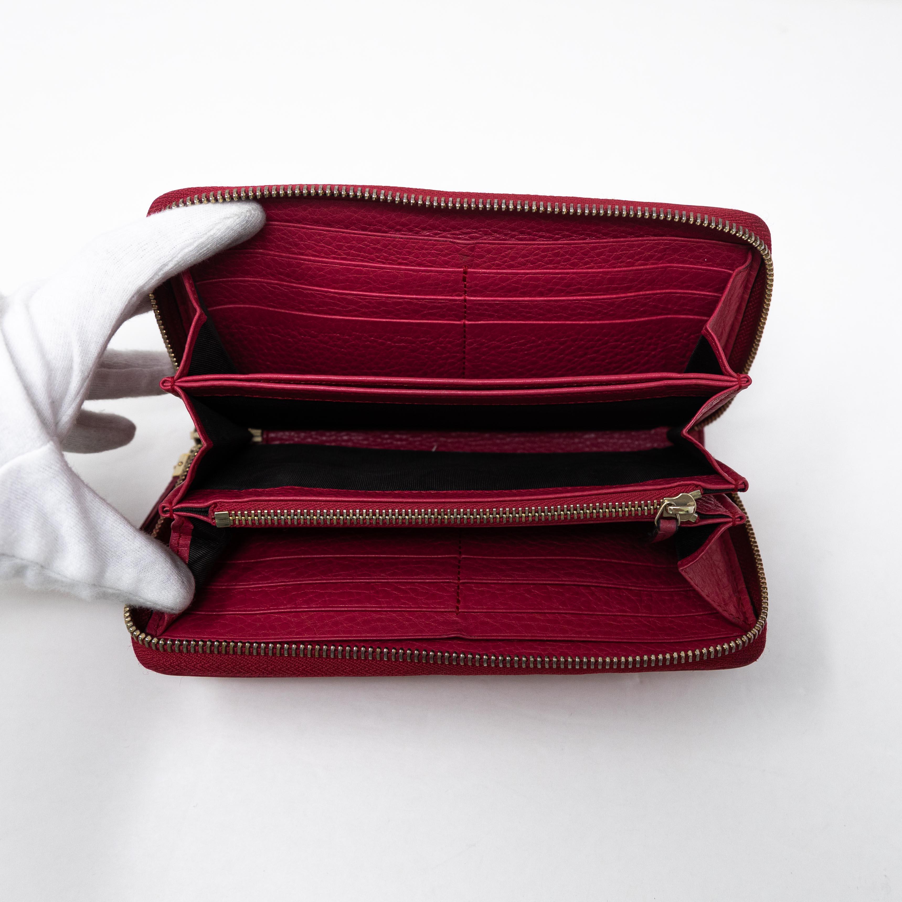 Gucci Pink Soho Wallet