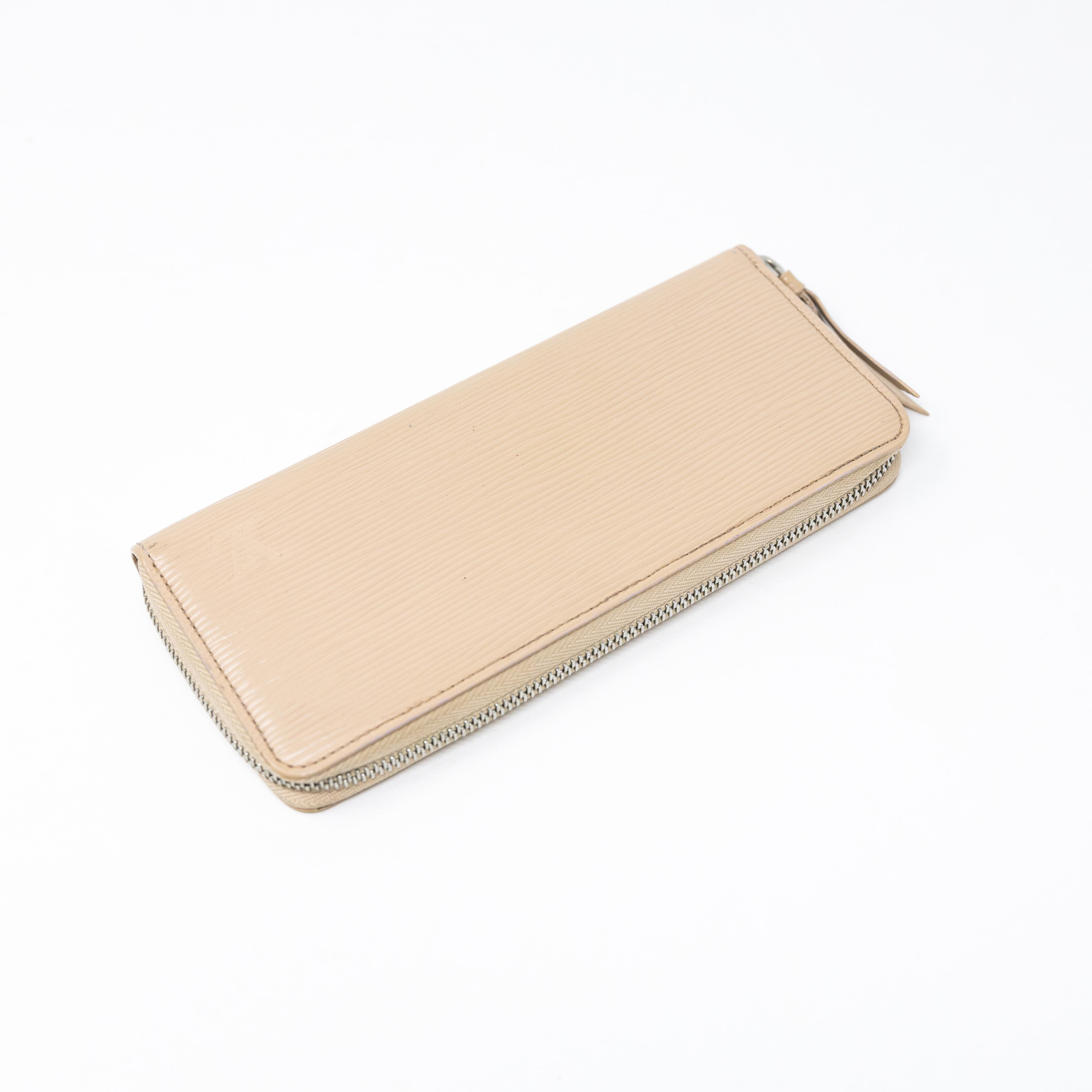 Louis Vuitton Beige Clemence Wallet