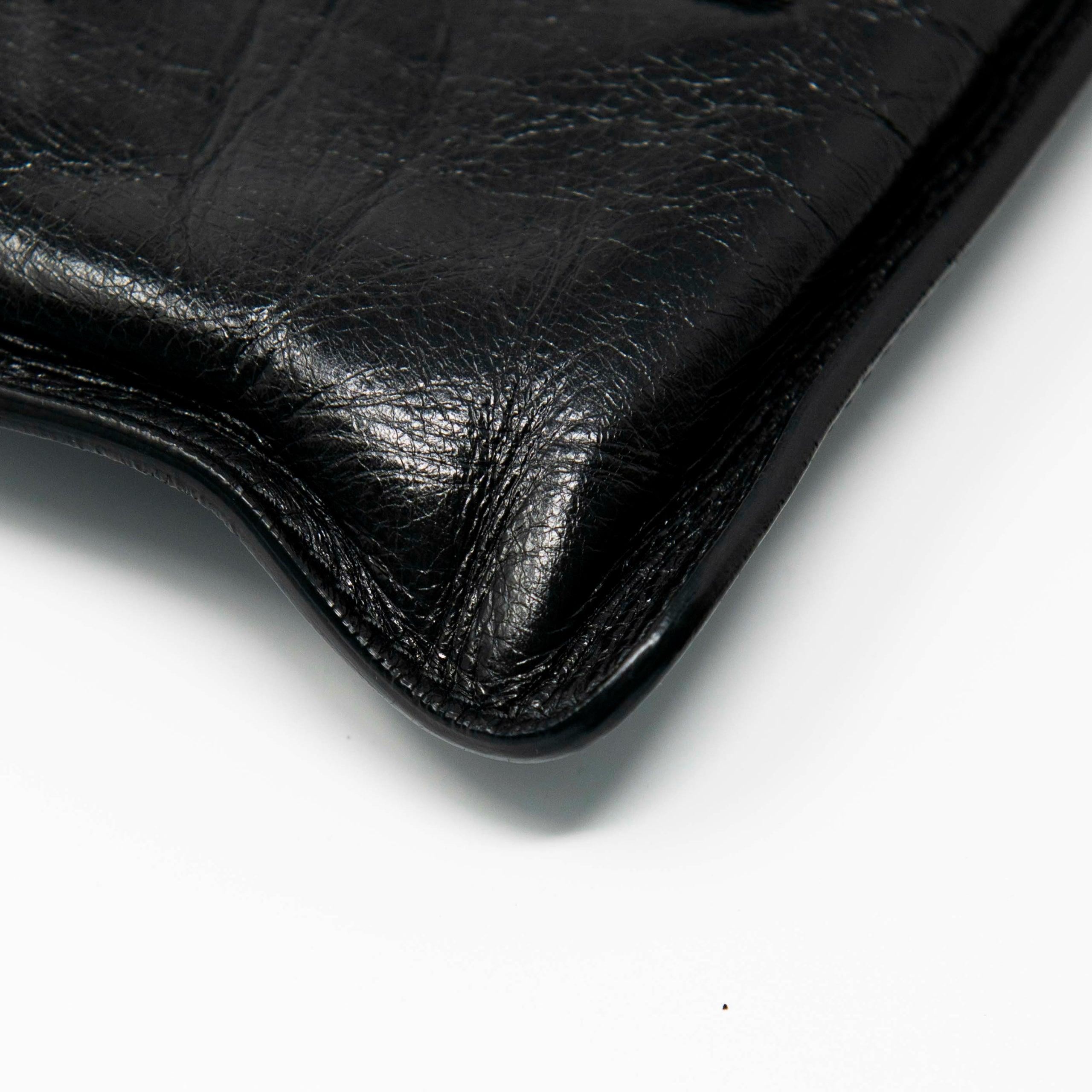 Chanel Black Feministe Mais Feminine Clutch