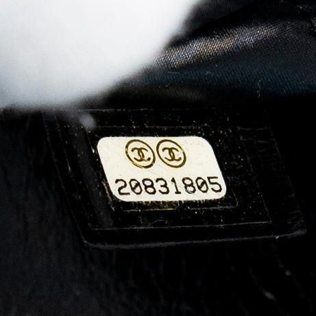 Chanel Black Feministe Mais Feminine Clutch