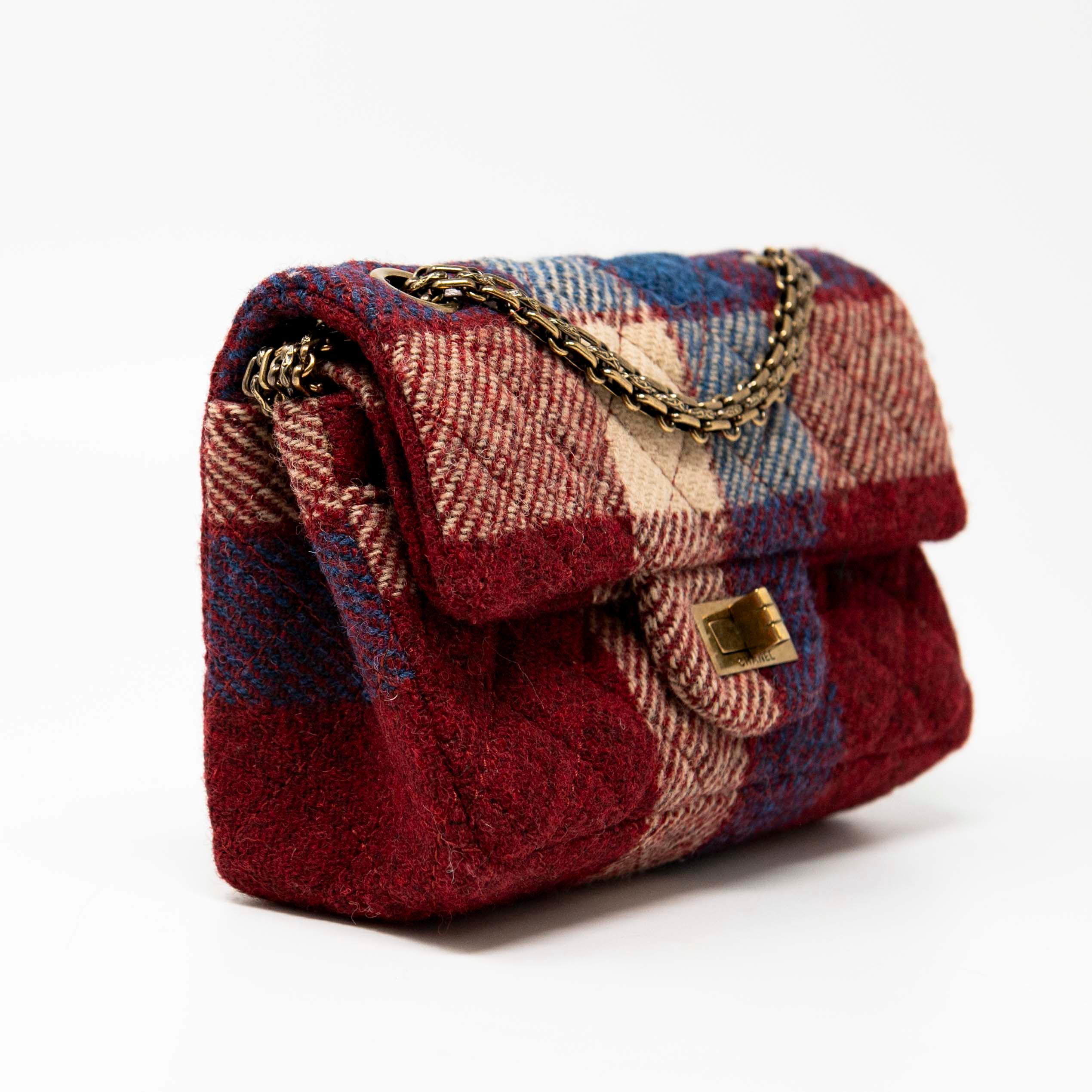 Chanel Red Tweed 2.55 Reissue 224