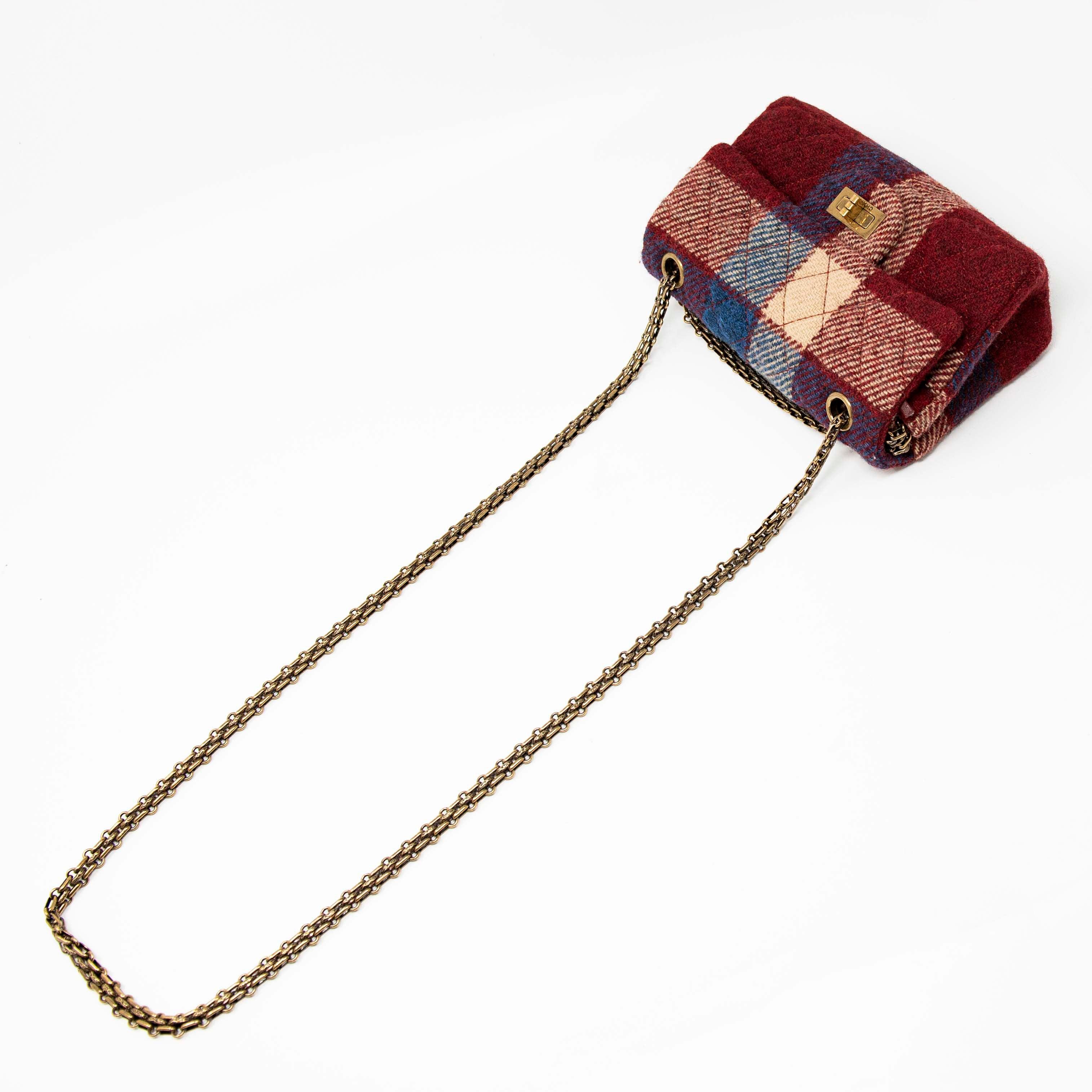 Chanel Red Tweed 2.55 Reissue 224