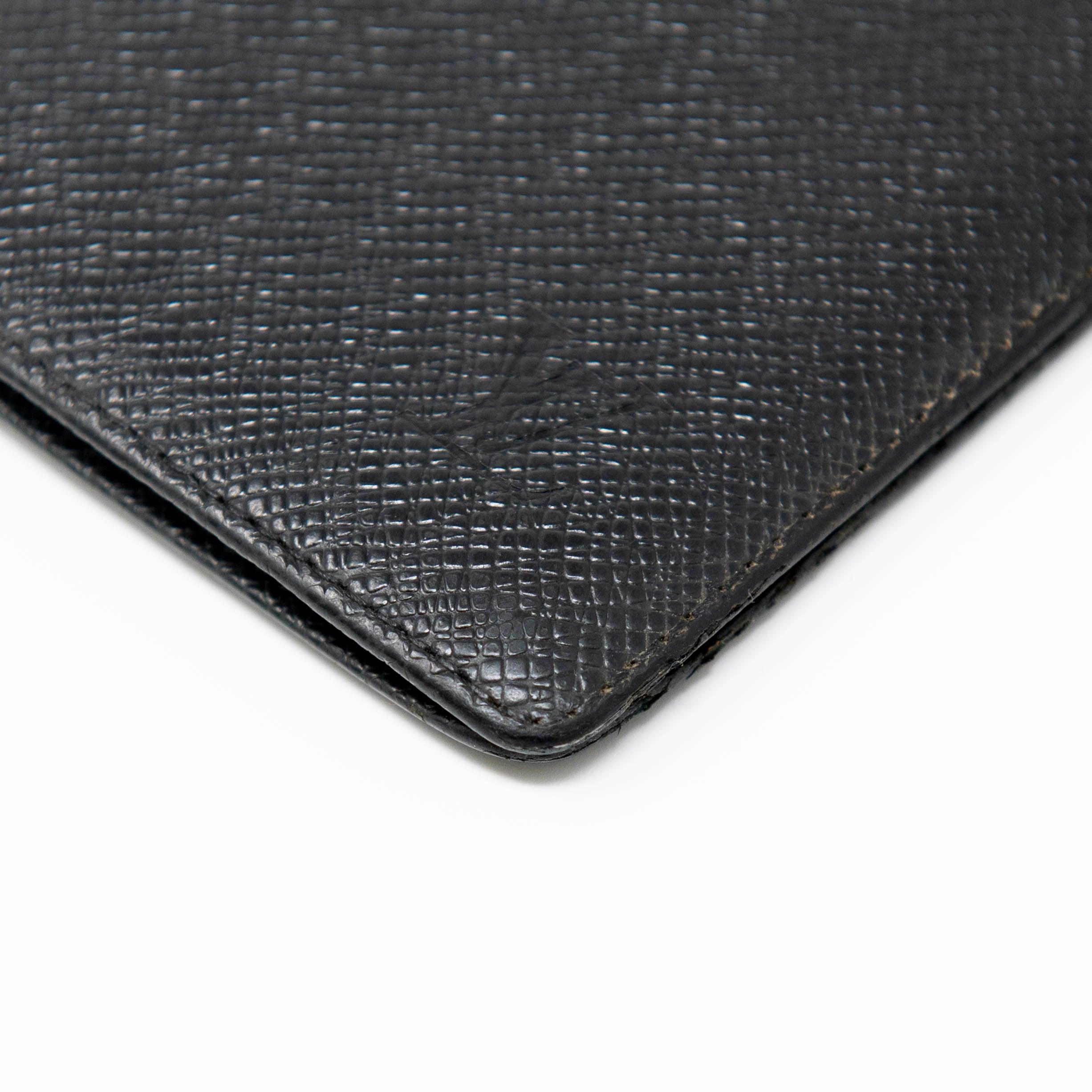 Louis Vuitton Black Taiga Pocket Organizer