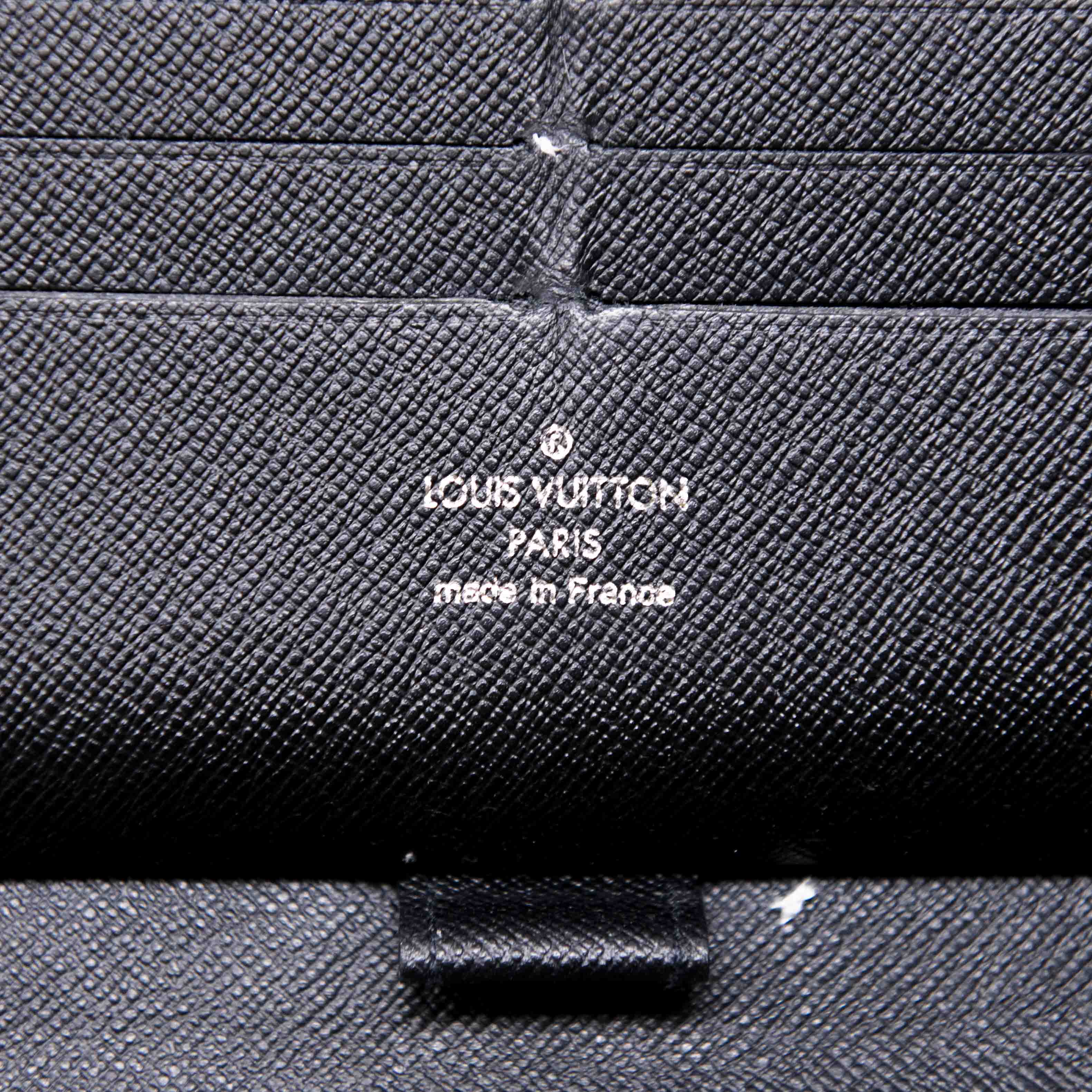 Louis Vuitton Black Epi Zippy Wallet