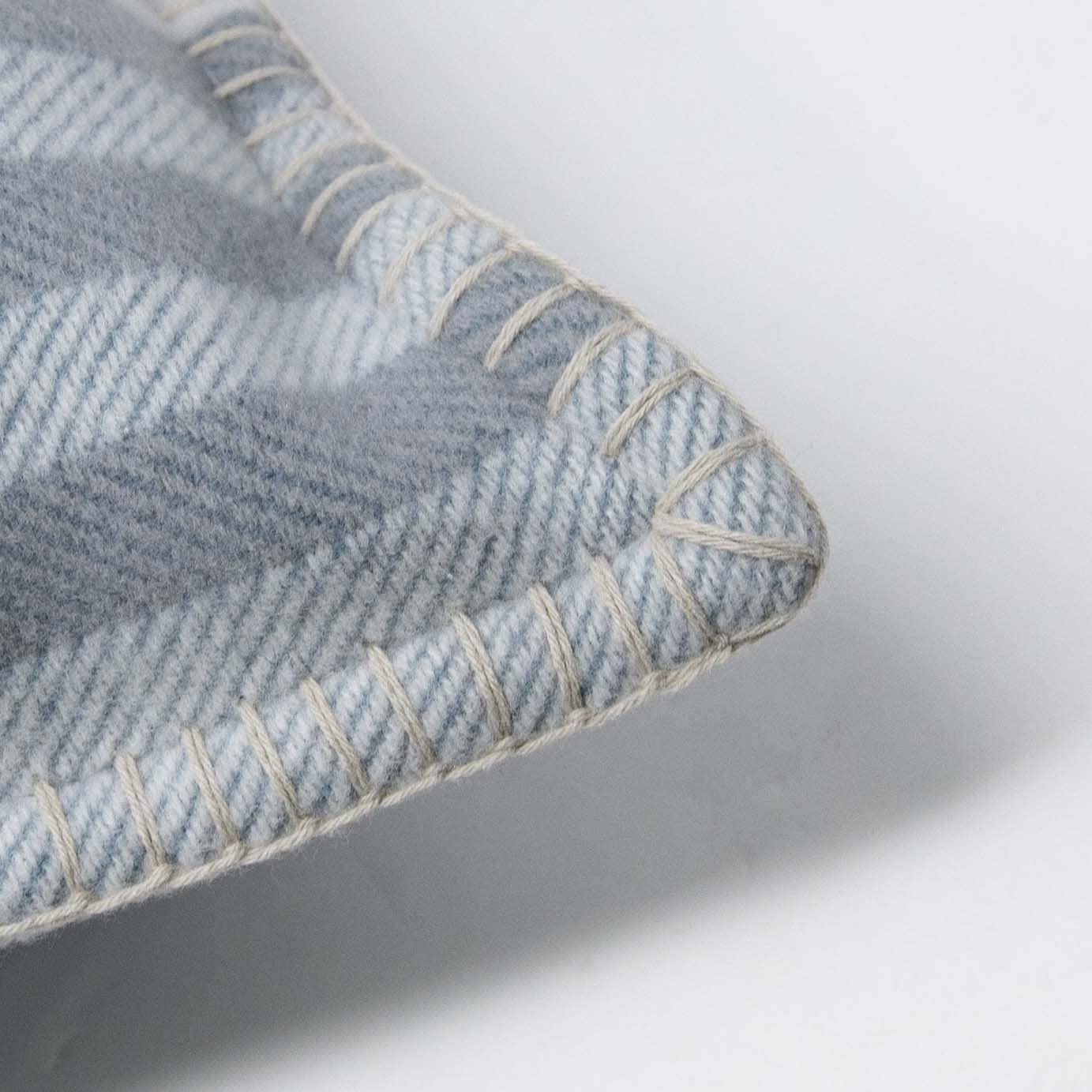 Hermes Gris Perle Ithaque Blanket & Small Pillow