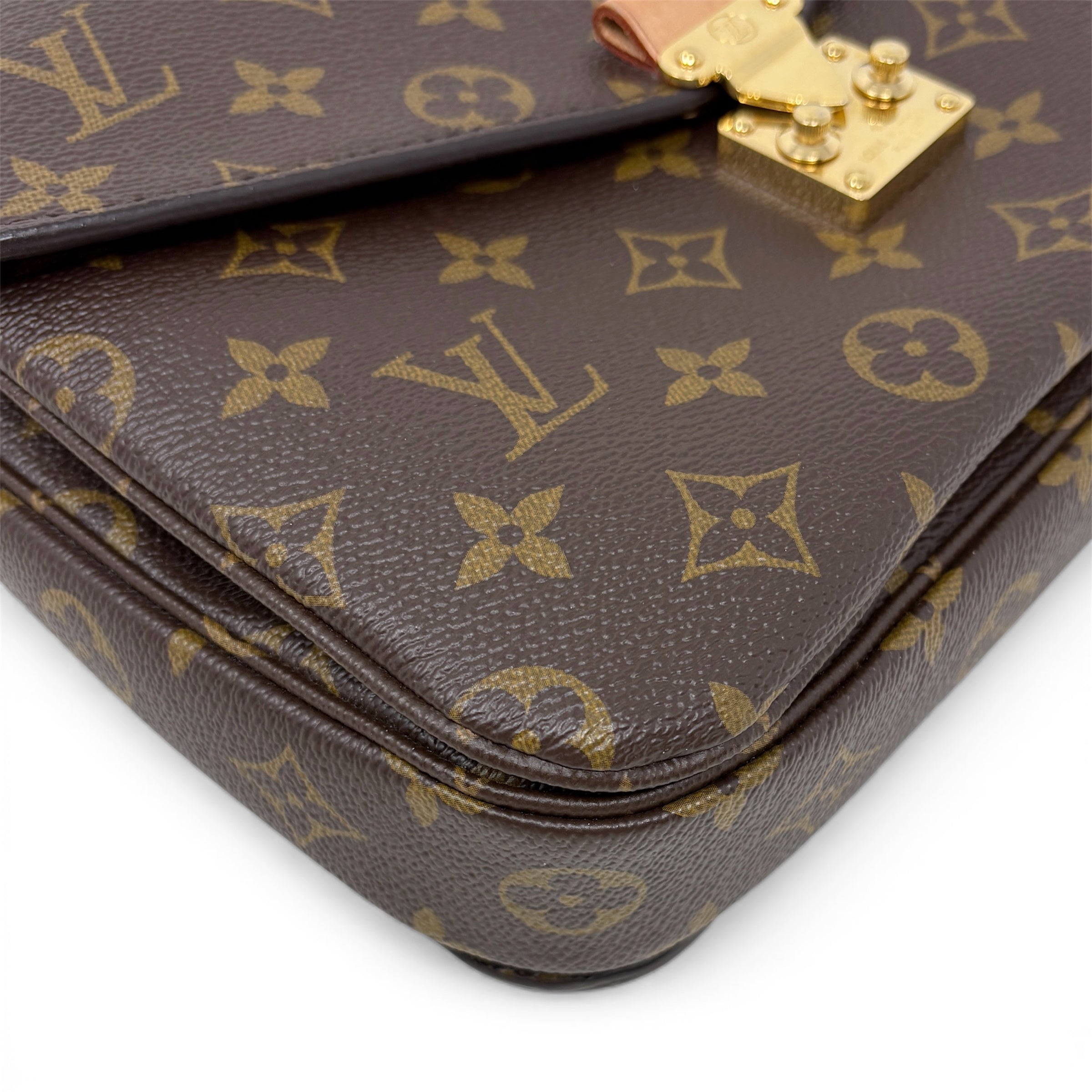 Louis Vuitton Monogram Pochette Metis