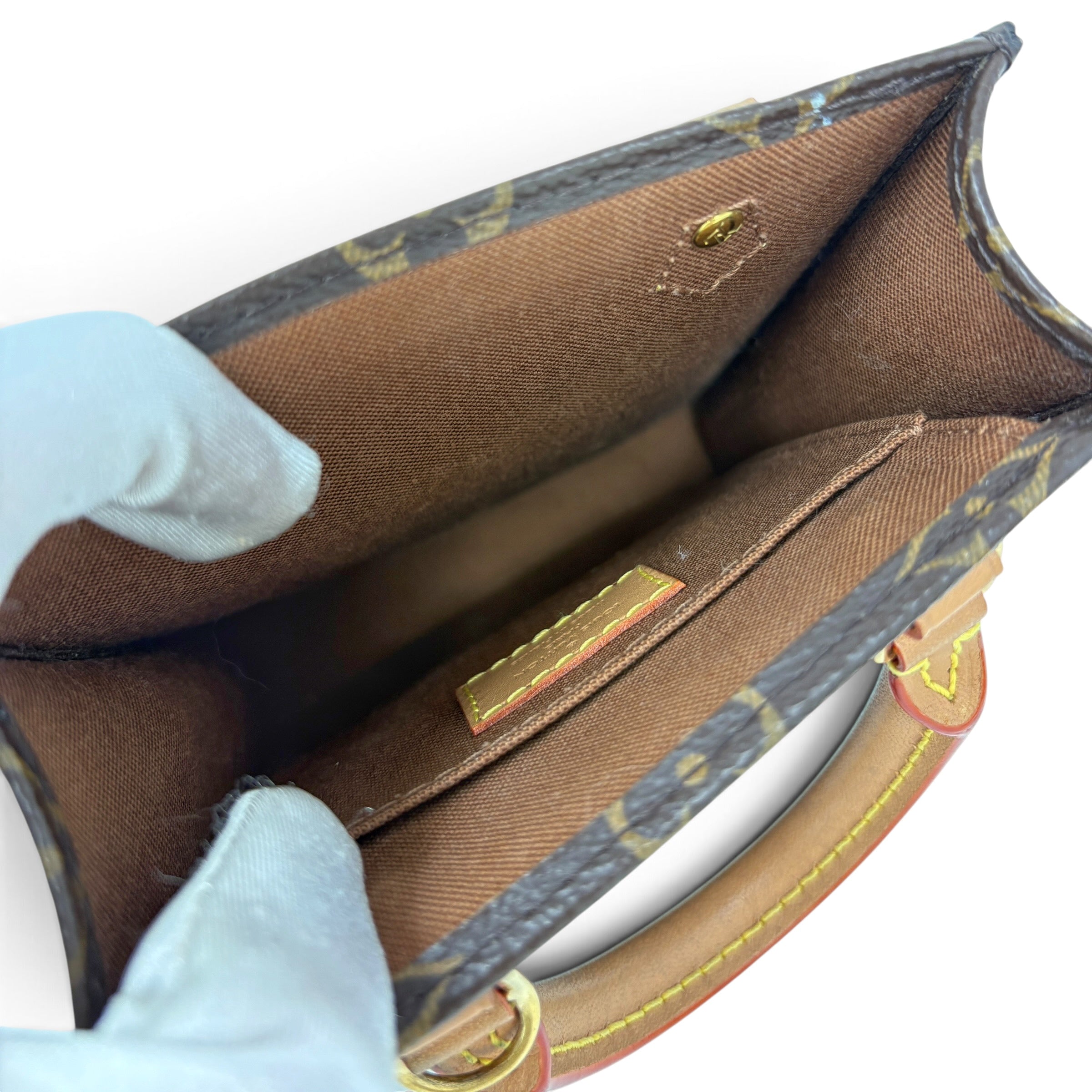 Louis Vuitton Monogram Petit  Sac Plat