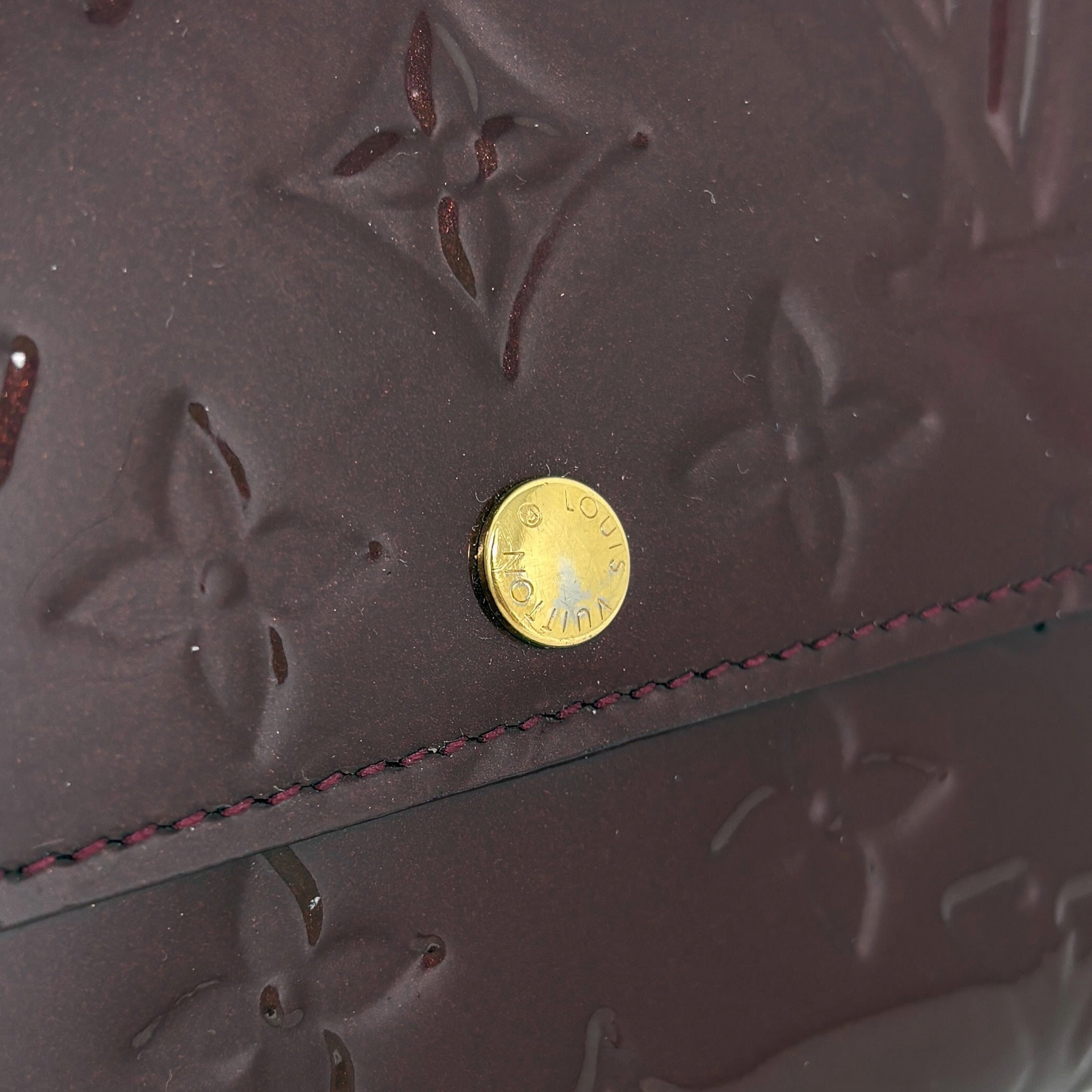 Louis Vuitton Amarante Vernis Sarah Wallet