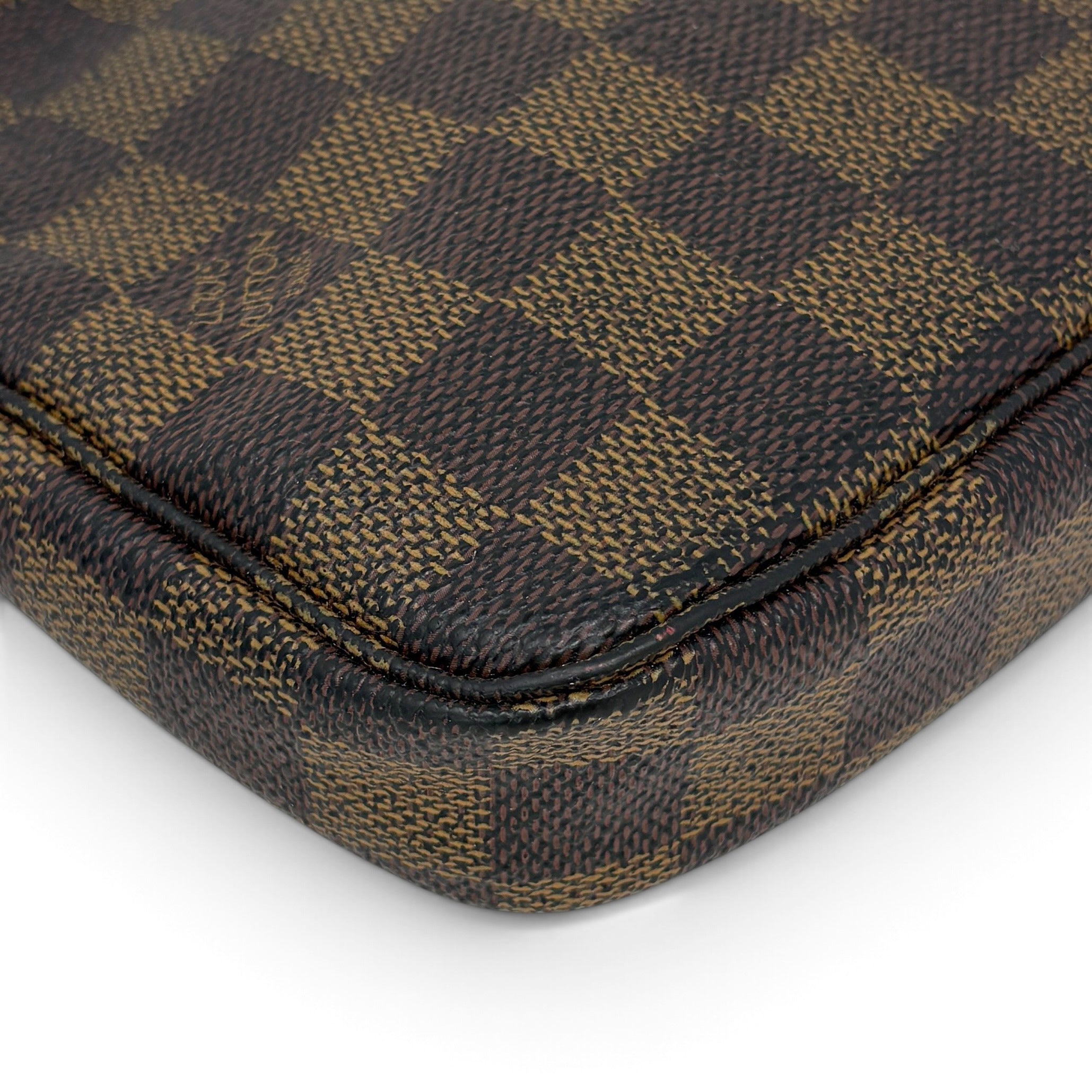 Louis Vuitton Damier Ebene Pochette Accessoires