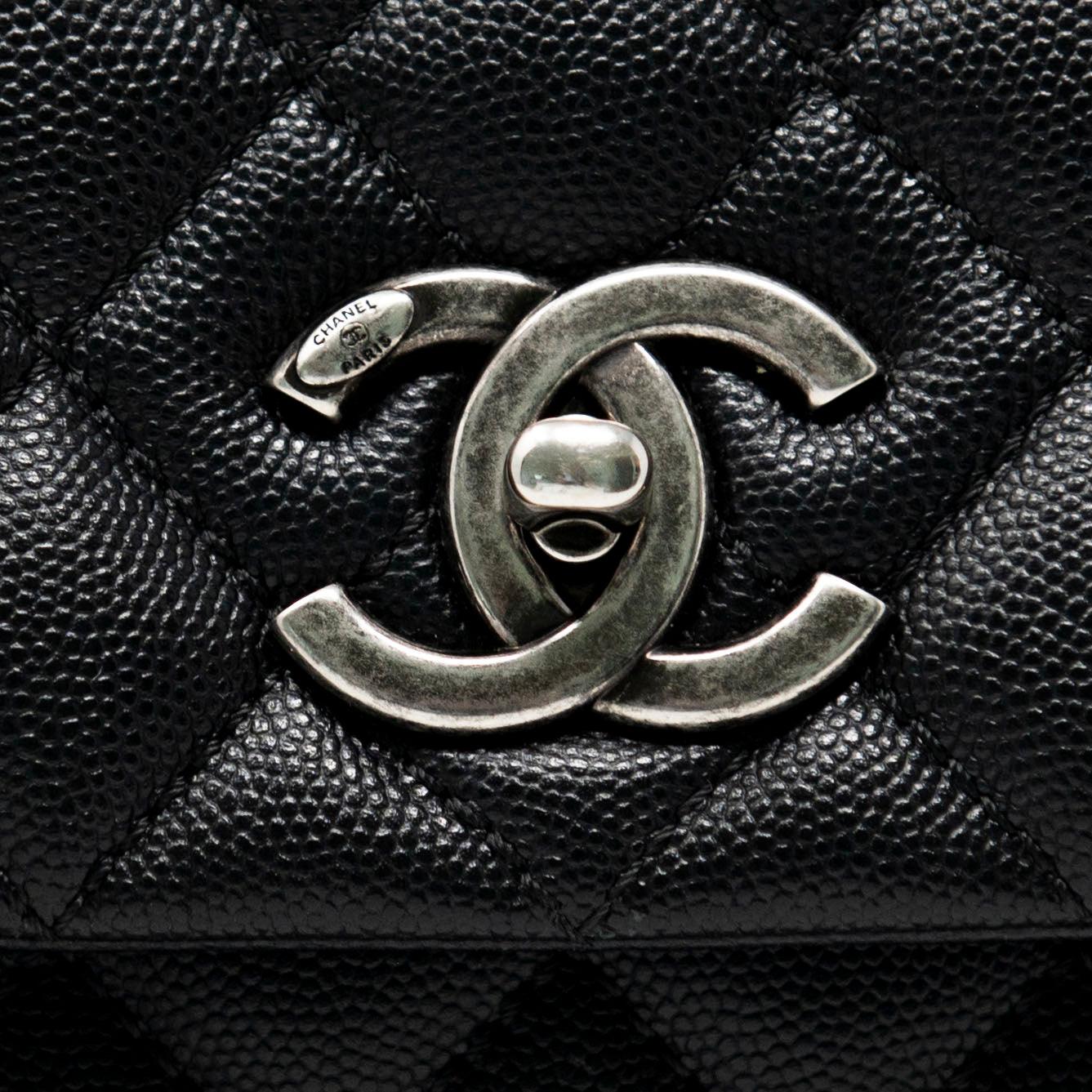 Chanel Black Medium Coco Lizard Handle