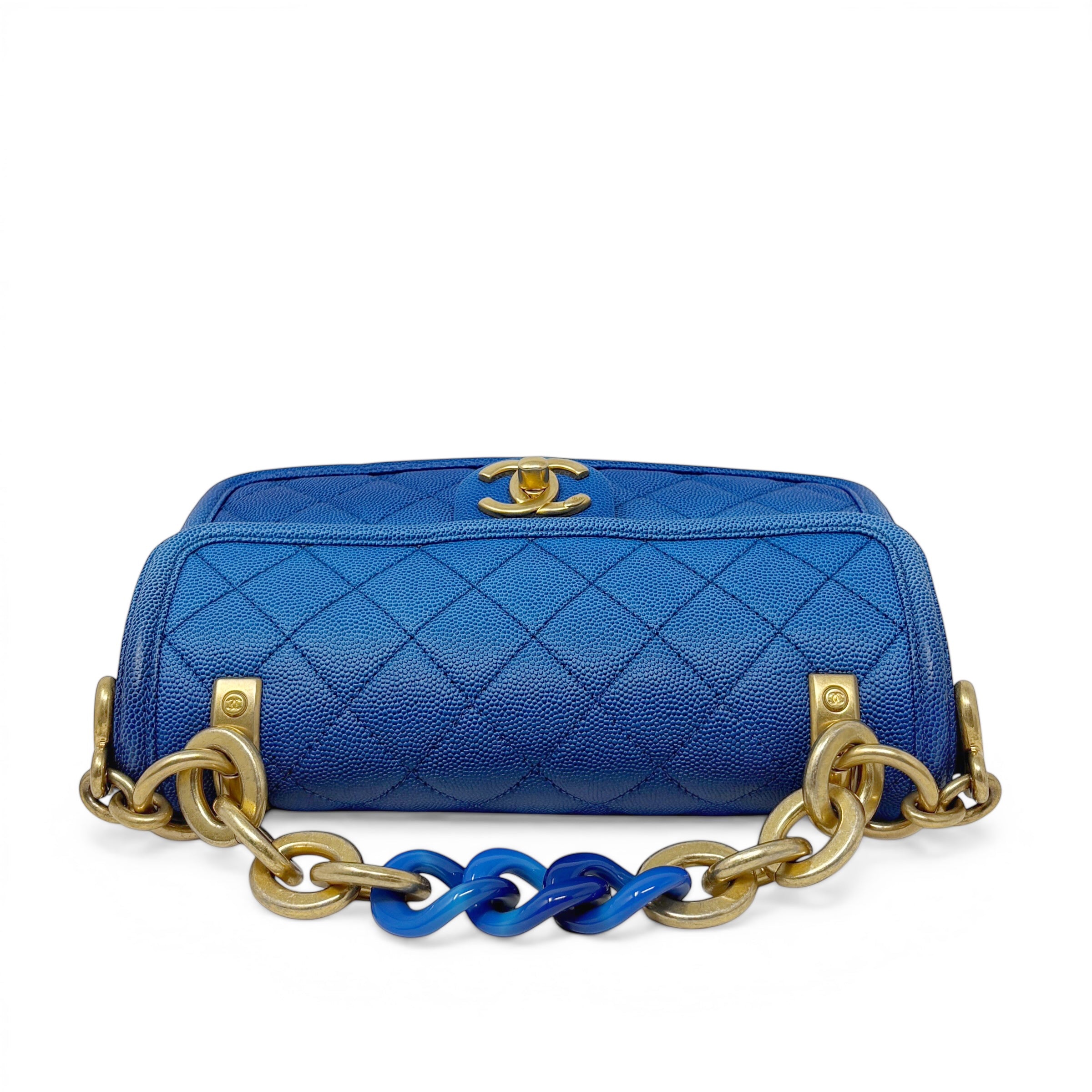 CHANEL ブルーキルティングバッグ Chanel Sunset On The Sea Small Flap Bag | Jadore Couture
