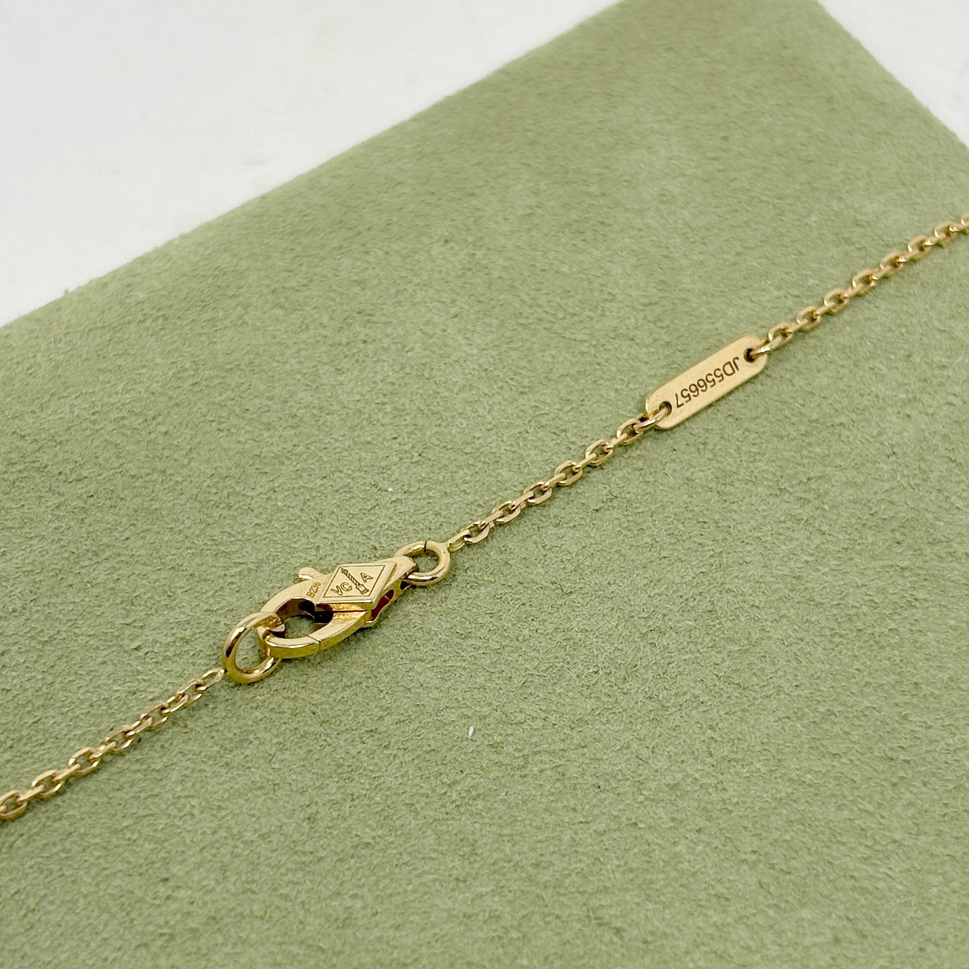 Van Cleef & Arpels Diamond Mini Frivole Pendant