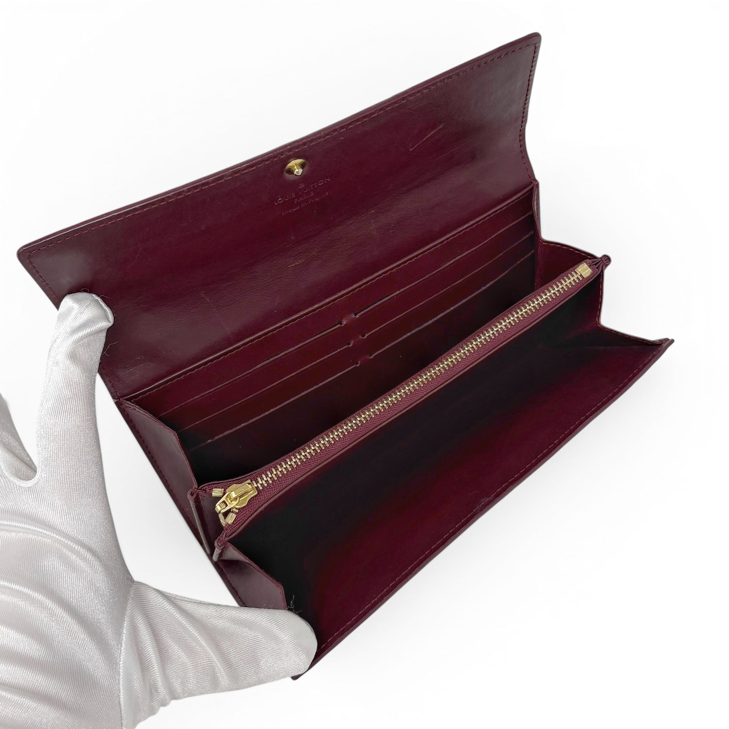Louis Vuitton Amarante Vernis Sarah Wallet