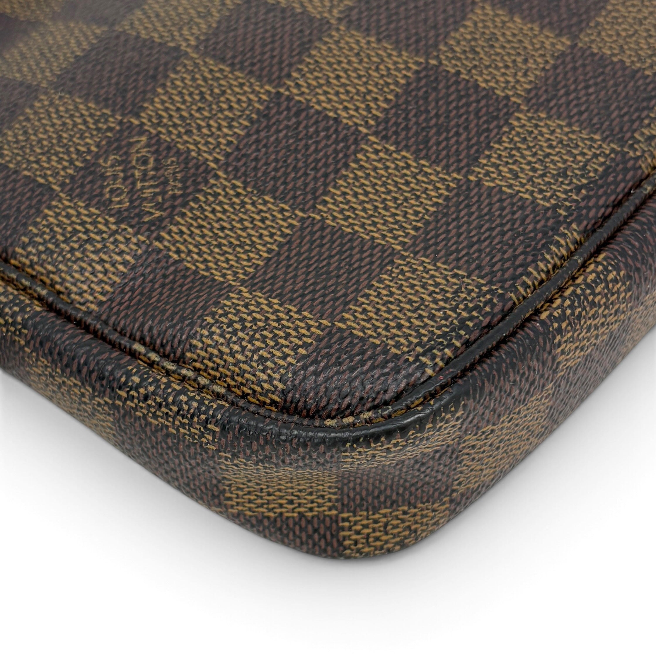 Louis Vuitton Damier Ebene Pochette Accessoires