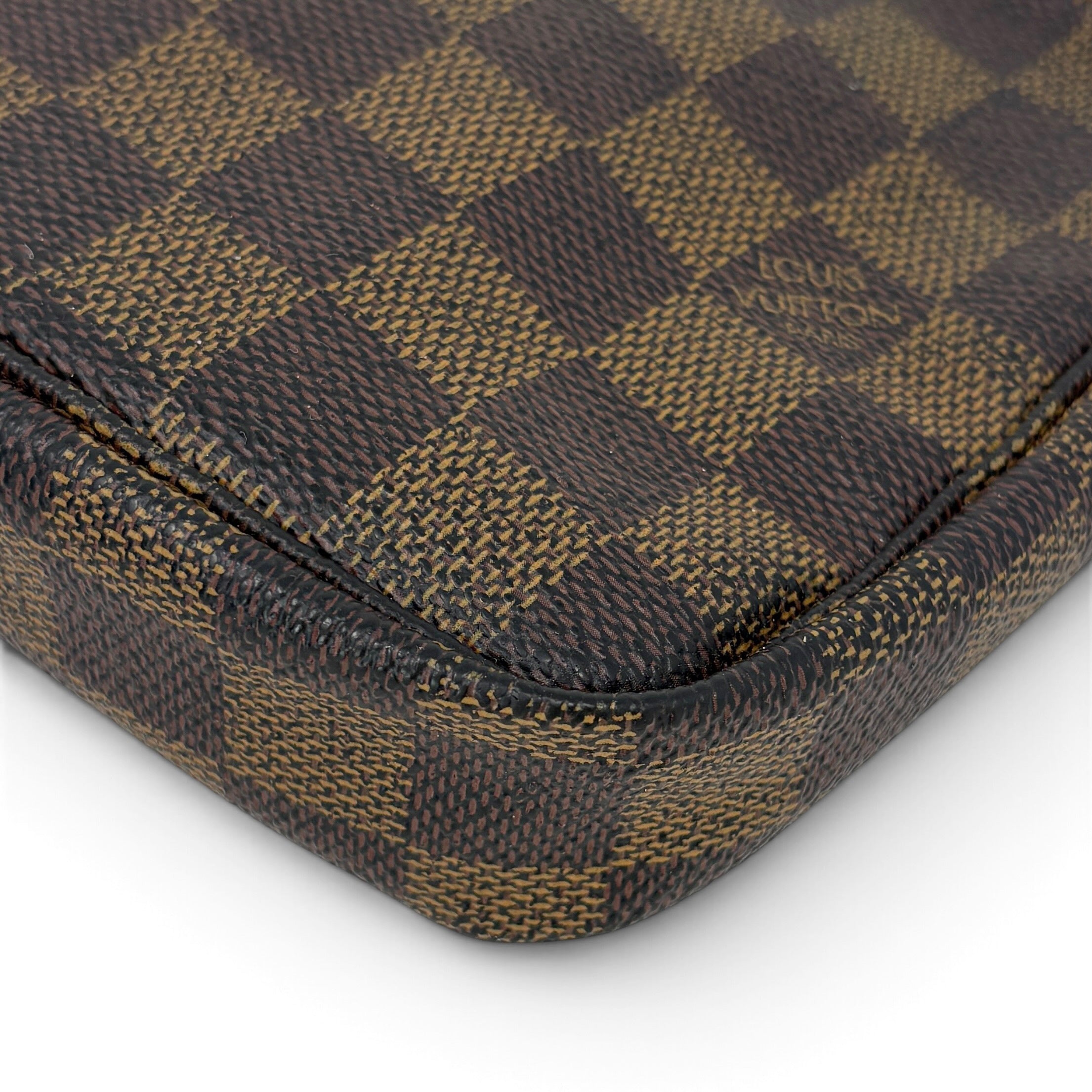Louis Vuitton Damier Ebene Pochette Accessoires