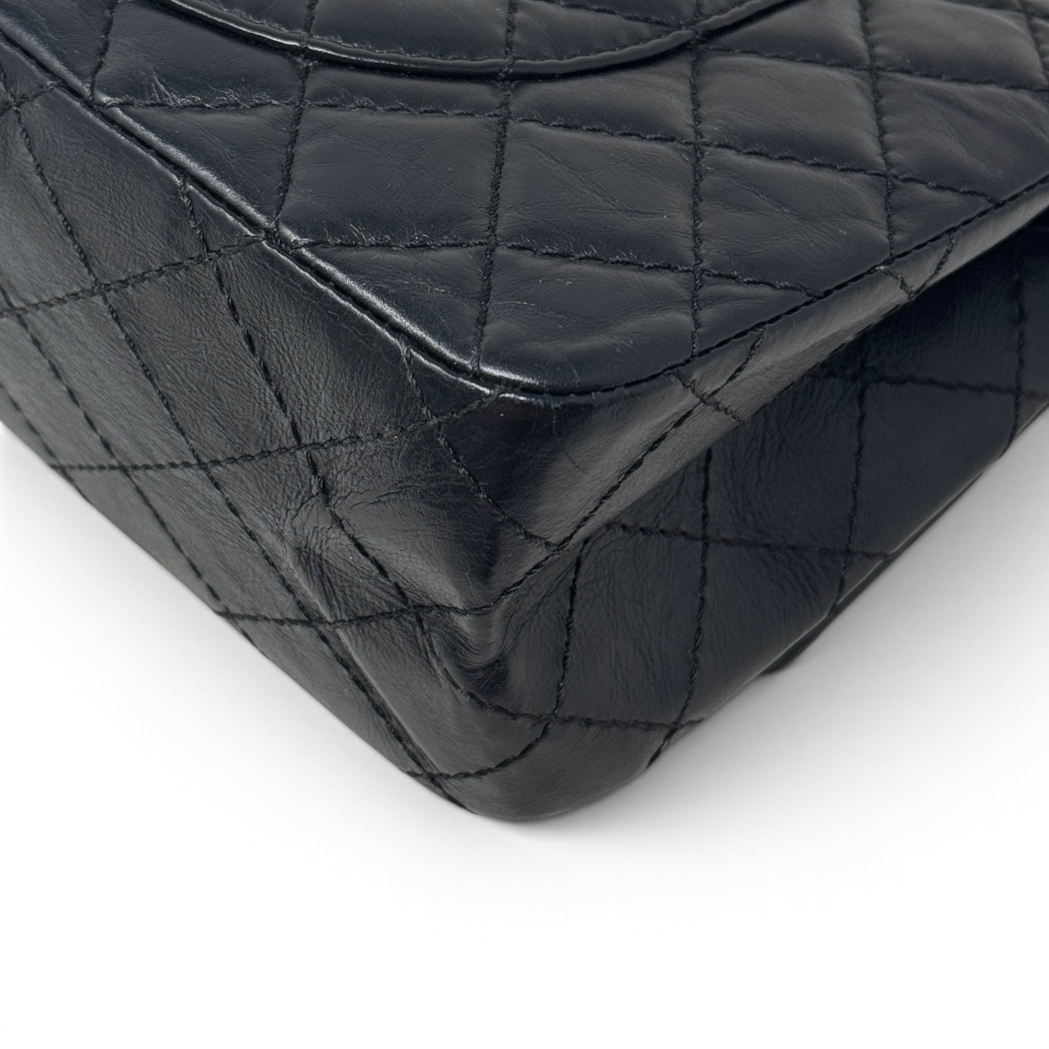 Chanel Black Calfskin 2.55 Reissue 225