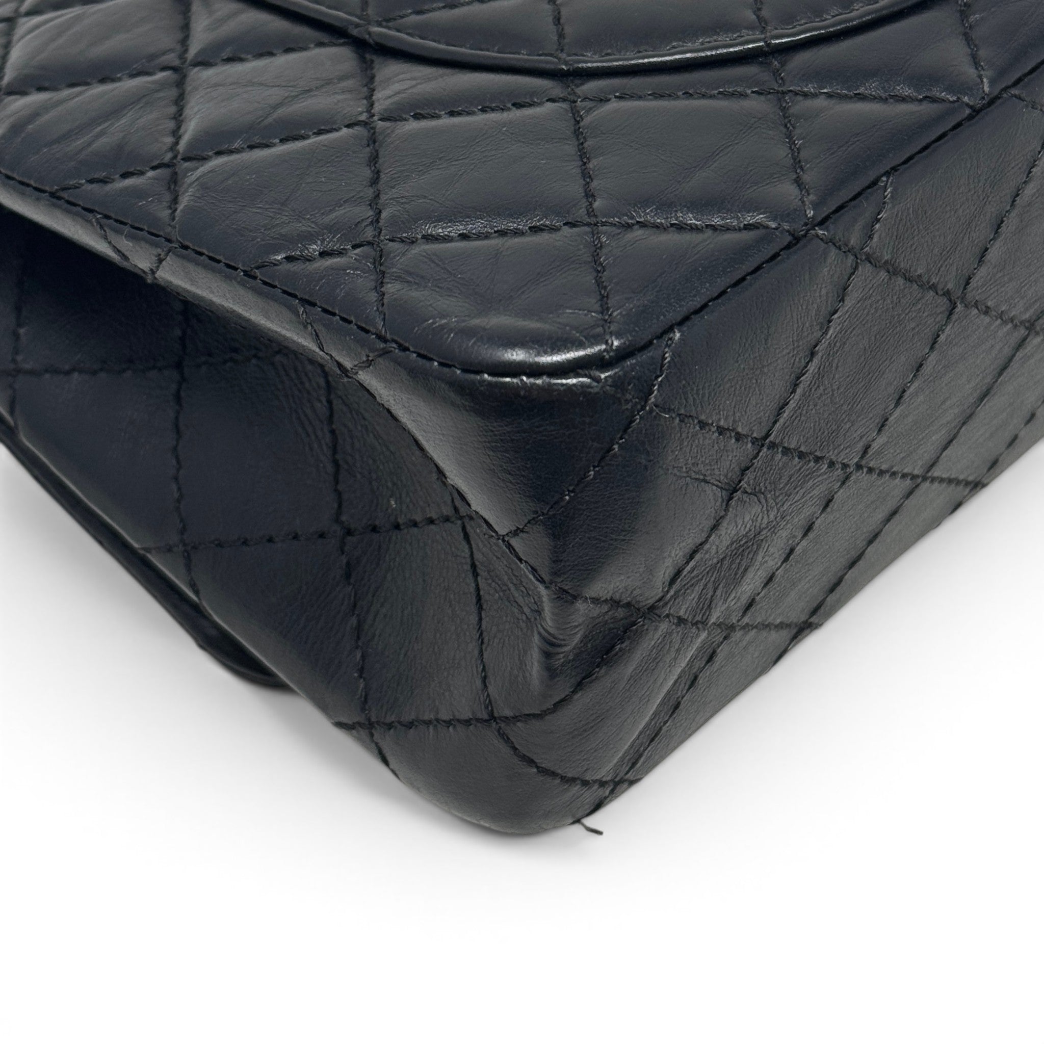 Chanel Black Calfskin 2.55 Reissue 225