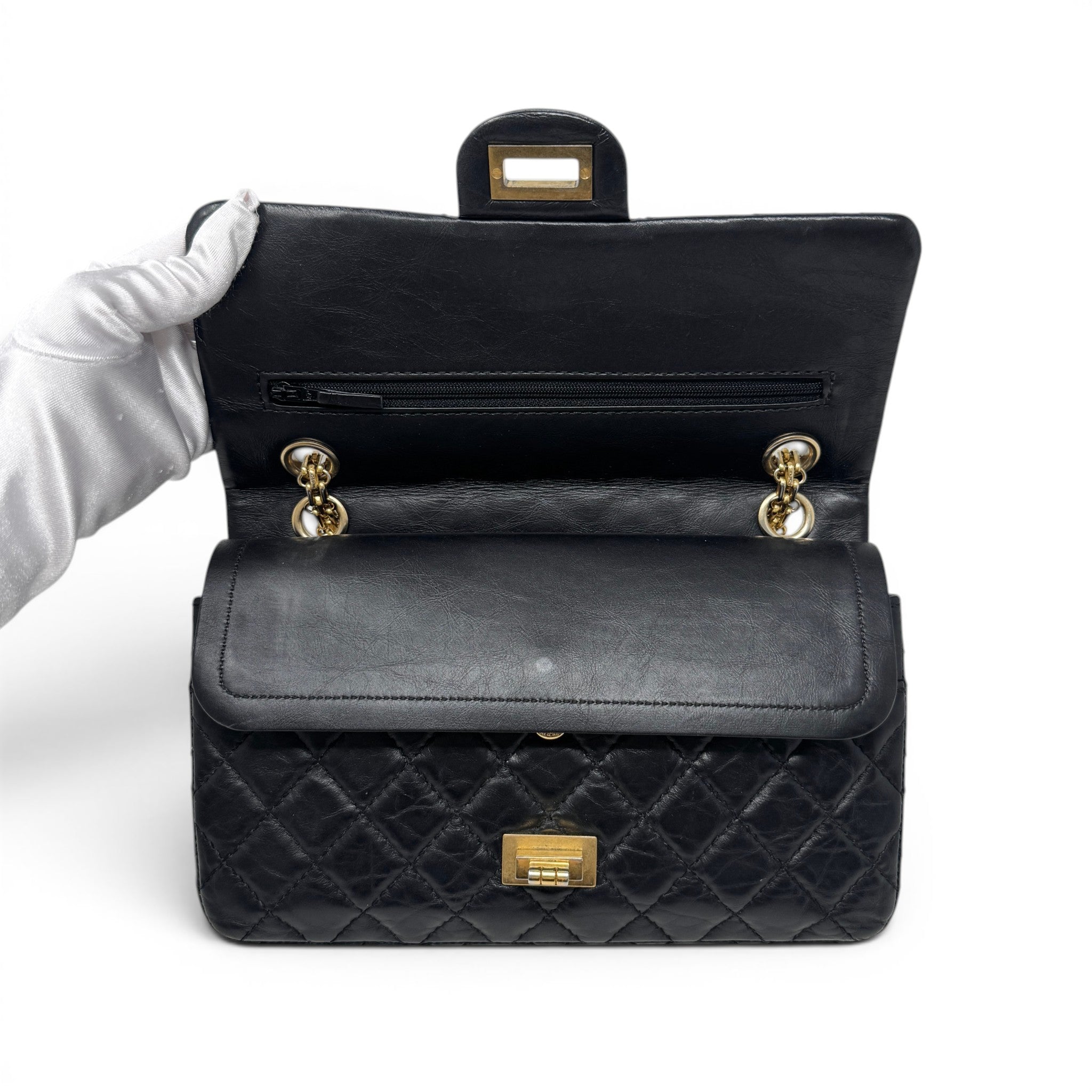 Chanel Black Calfskin 2.55 Reissue 225